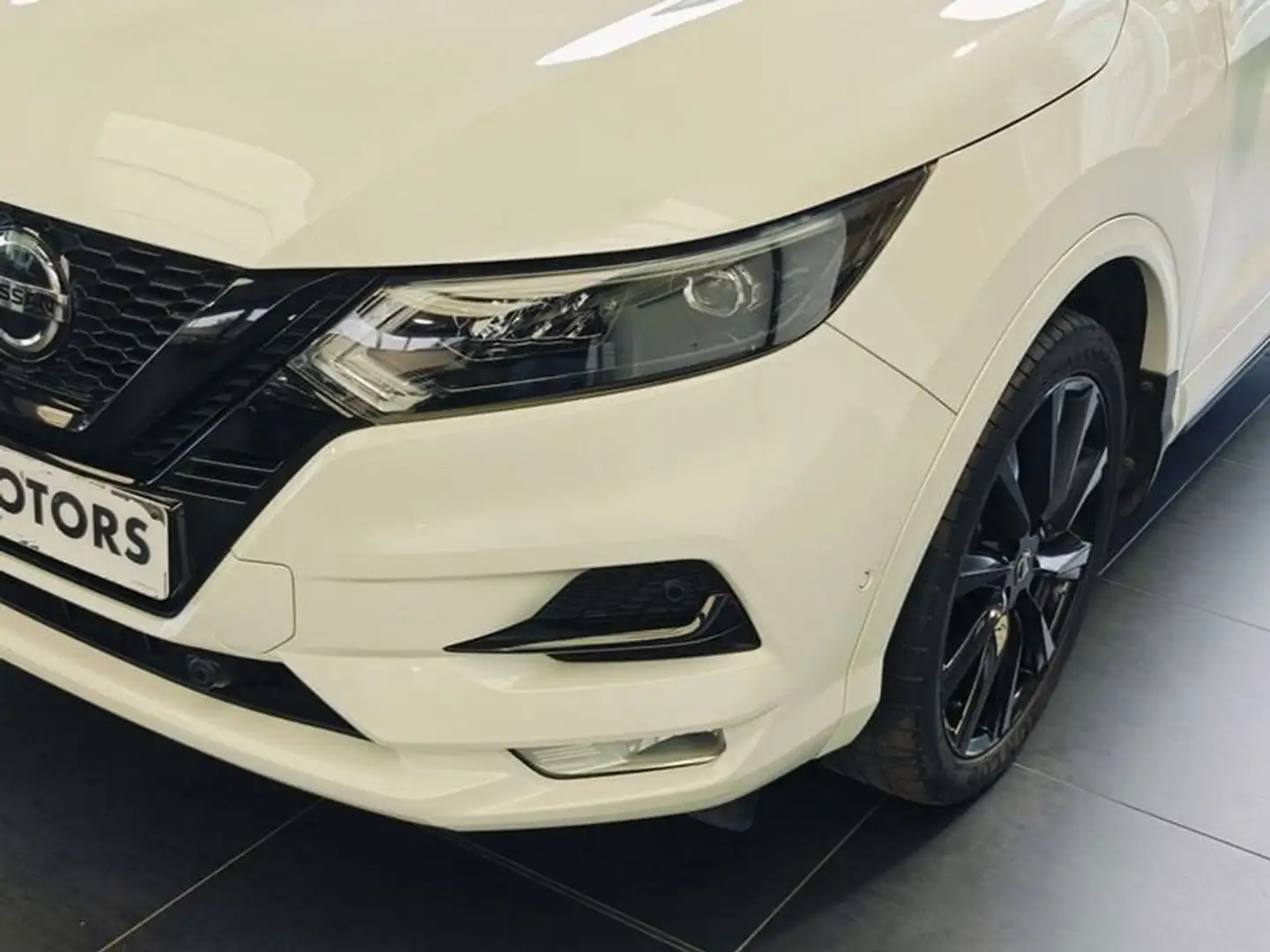 Nissan Qashqai dCi 115 N-TEC Weiß - 2
