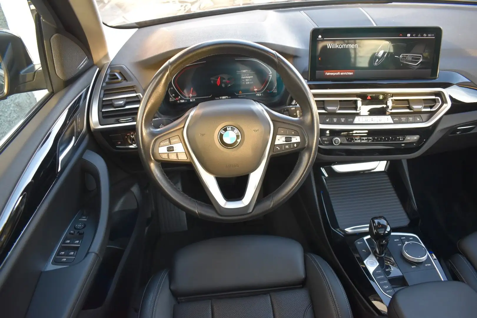 BMW X3 xDrive 20 d*ADAP.LED*AHK*LED*AMBIENTE*PANO* Noir - 2