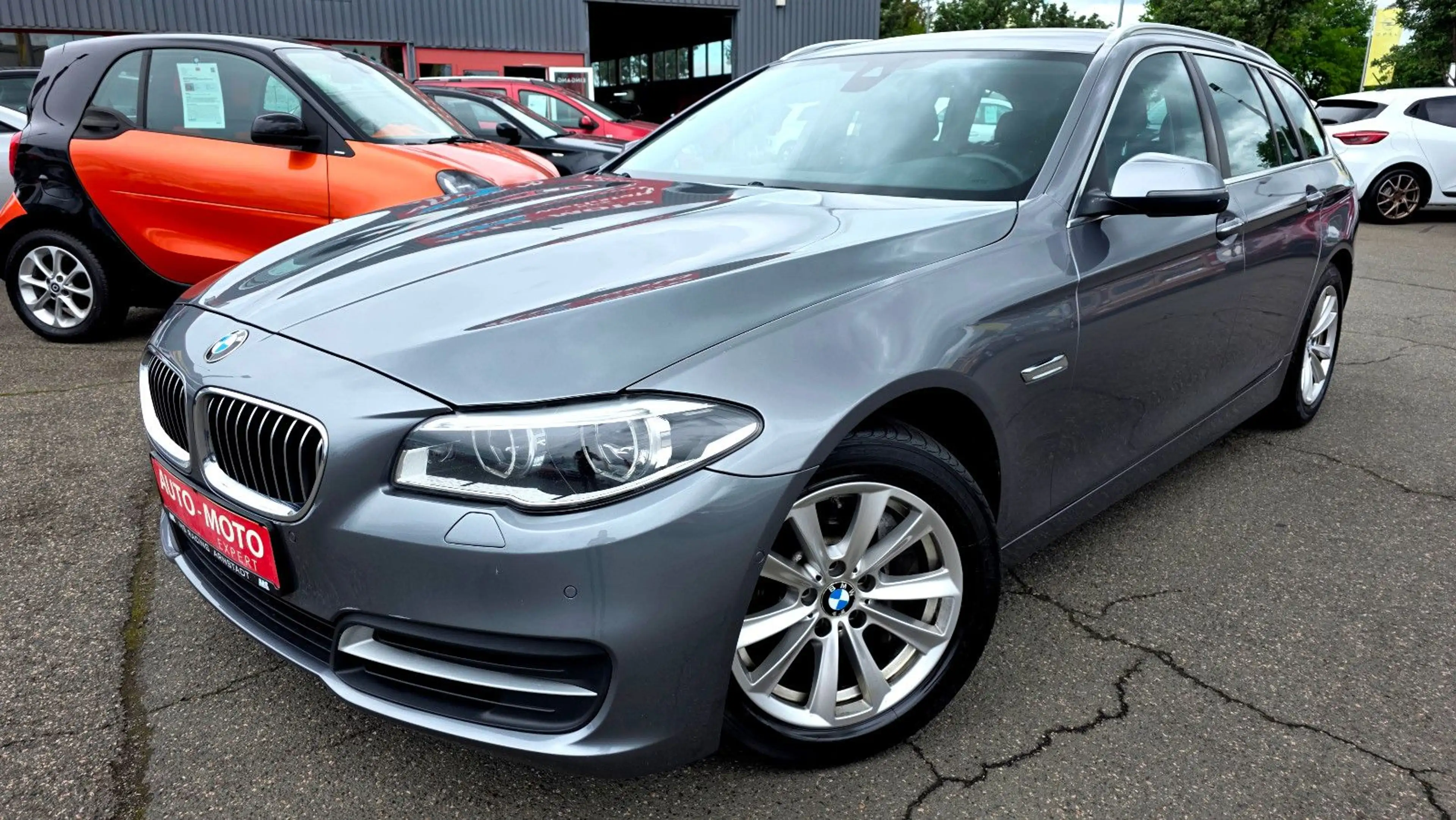 BMW 525 d xDrive 2.Hand/LED/Navi/4x Shz/Leder/4x4 — photo 2