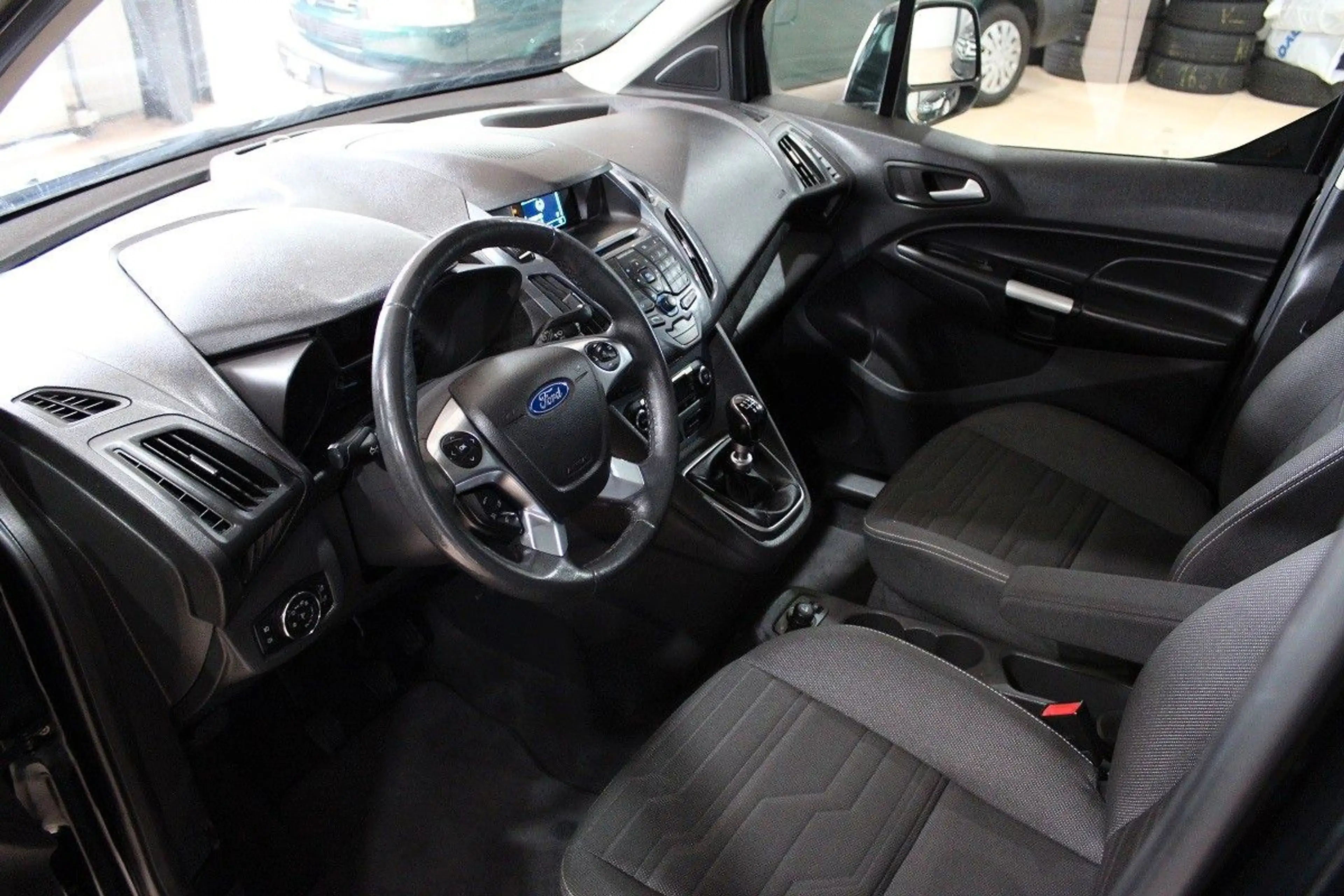 Ford Tourneo Connect Titanium*Tüv NEU*PDC*Scheckheft* — photo 9