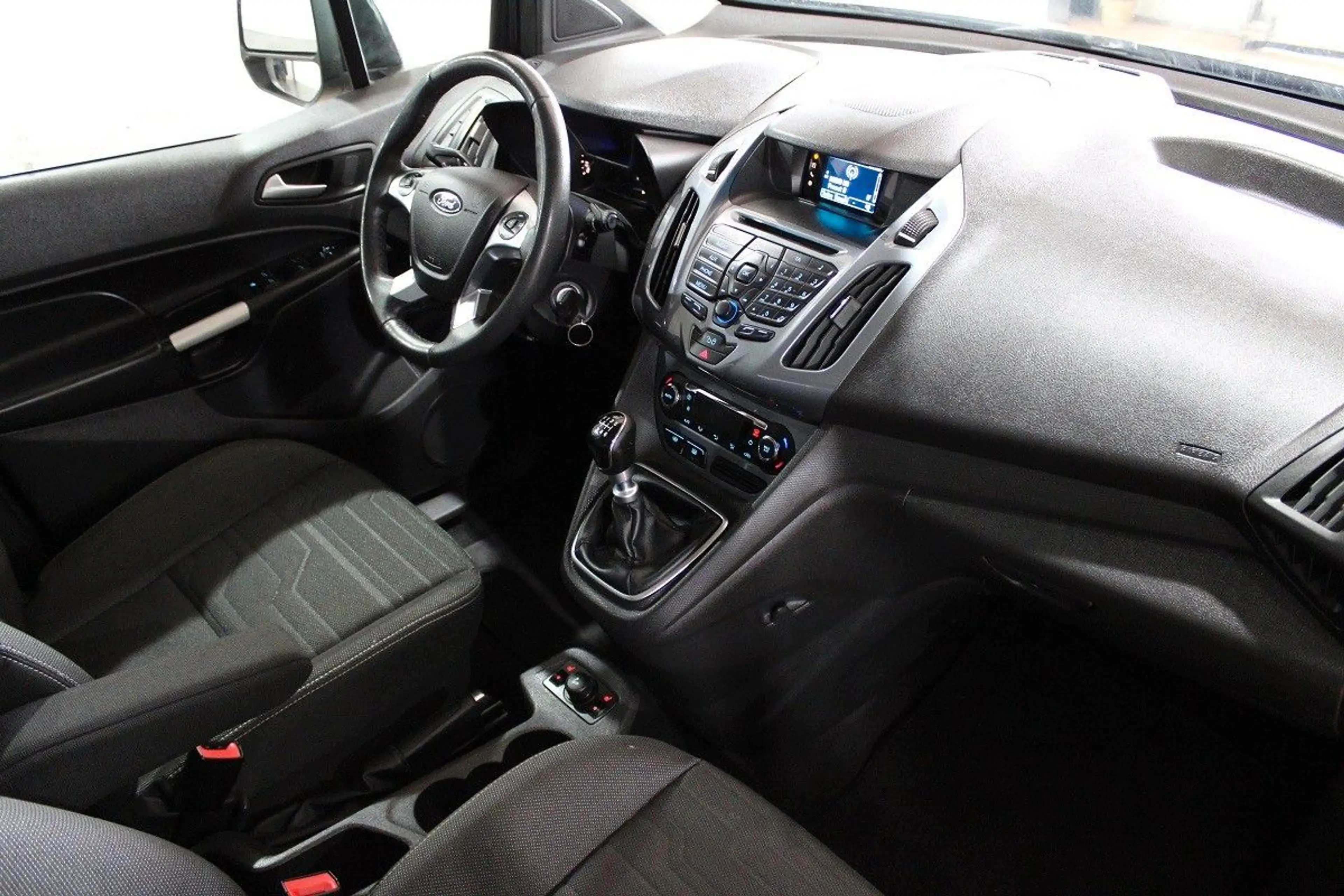 Ford Tourneo Connect Titanium*Tüv NEU*PDC*Scheckheft* — photo 10