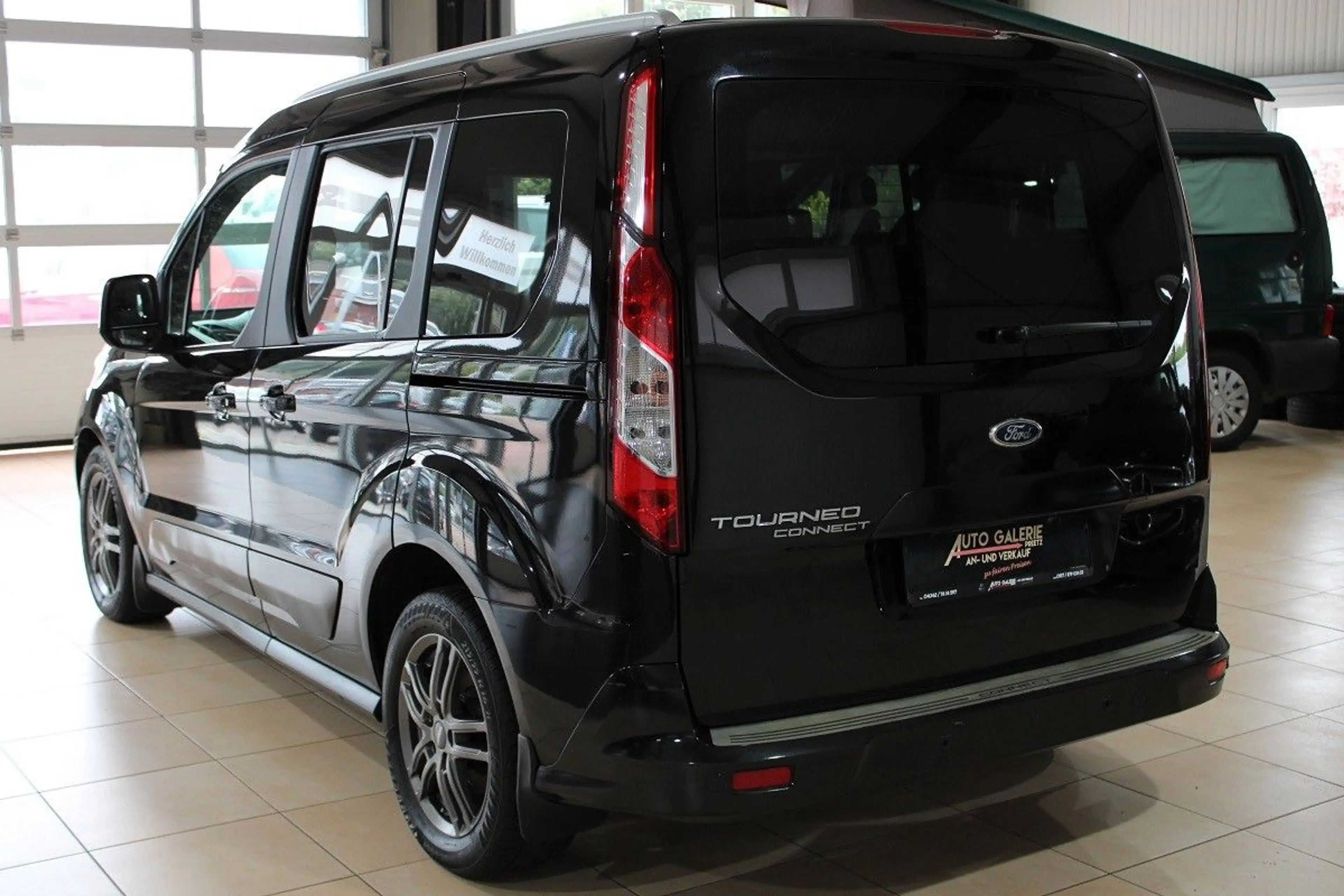 Ford Tourneo Connect Titanium*Tüv NEU*PDC*Scheckheft* — photo 5
