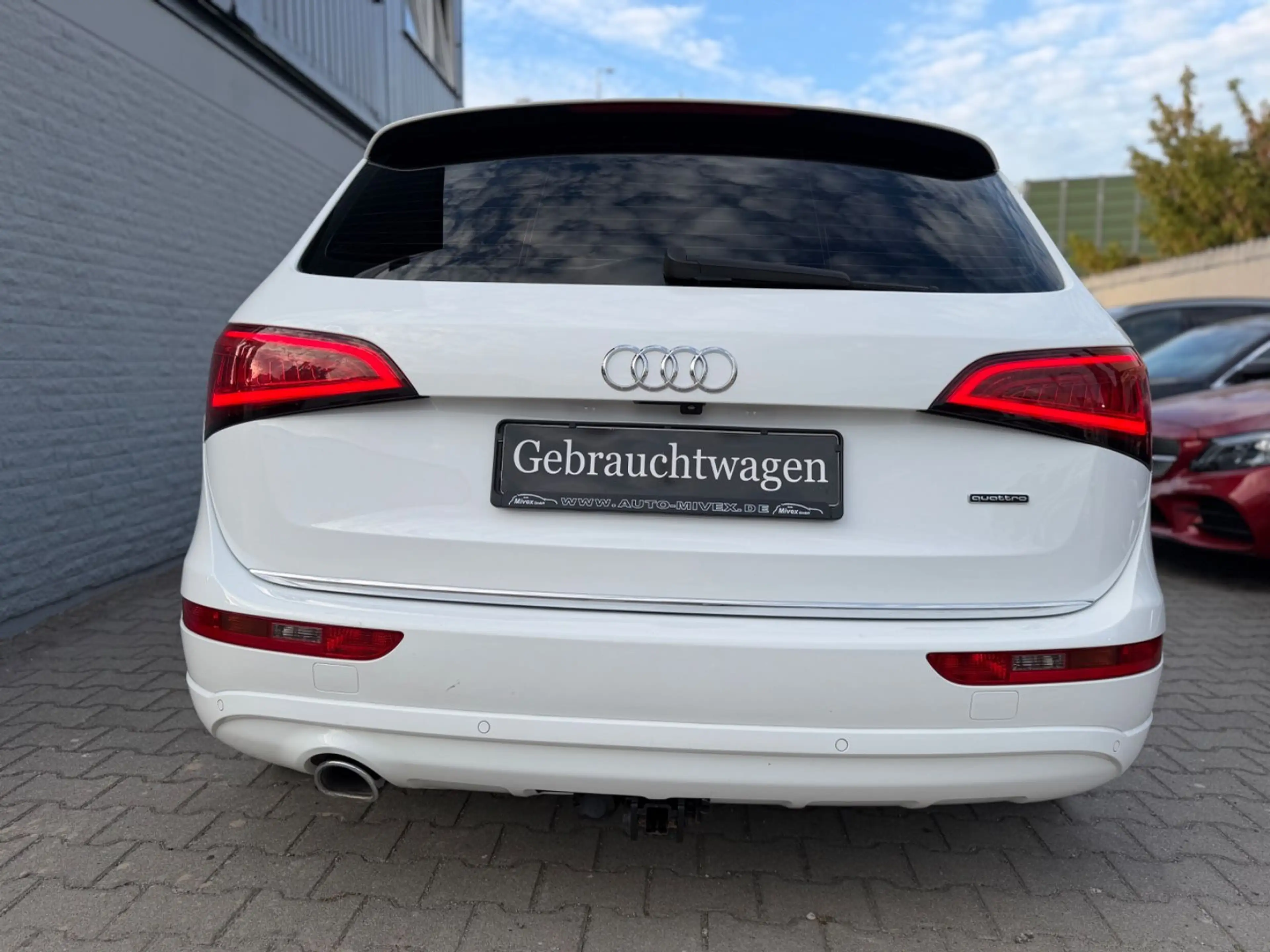 Audi Q5 2.0 TDI 190 PS quattro Leder Sitzklima Xenon — photo 8