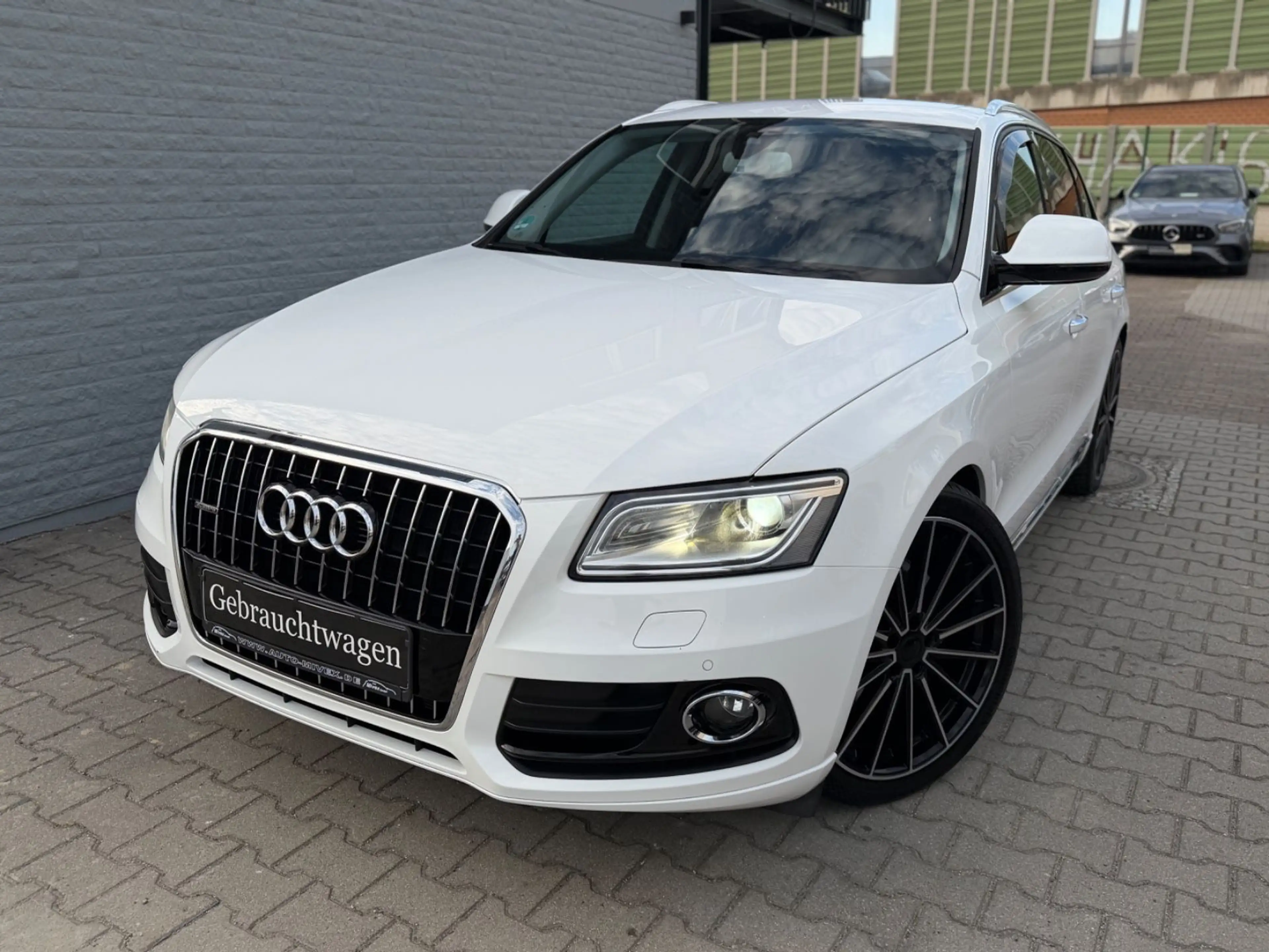 Audi Q5 2.0 TDI 190 PS quattro Leder Sitzklima Xenon — photo 3