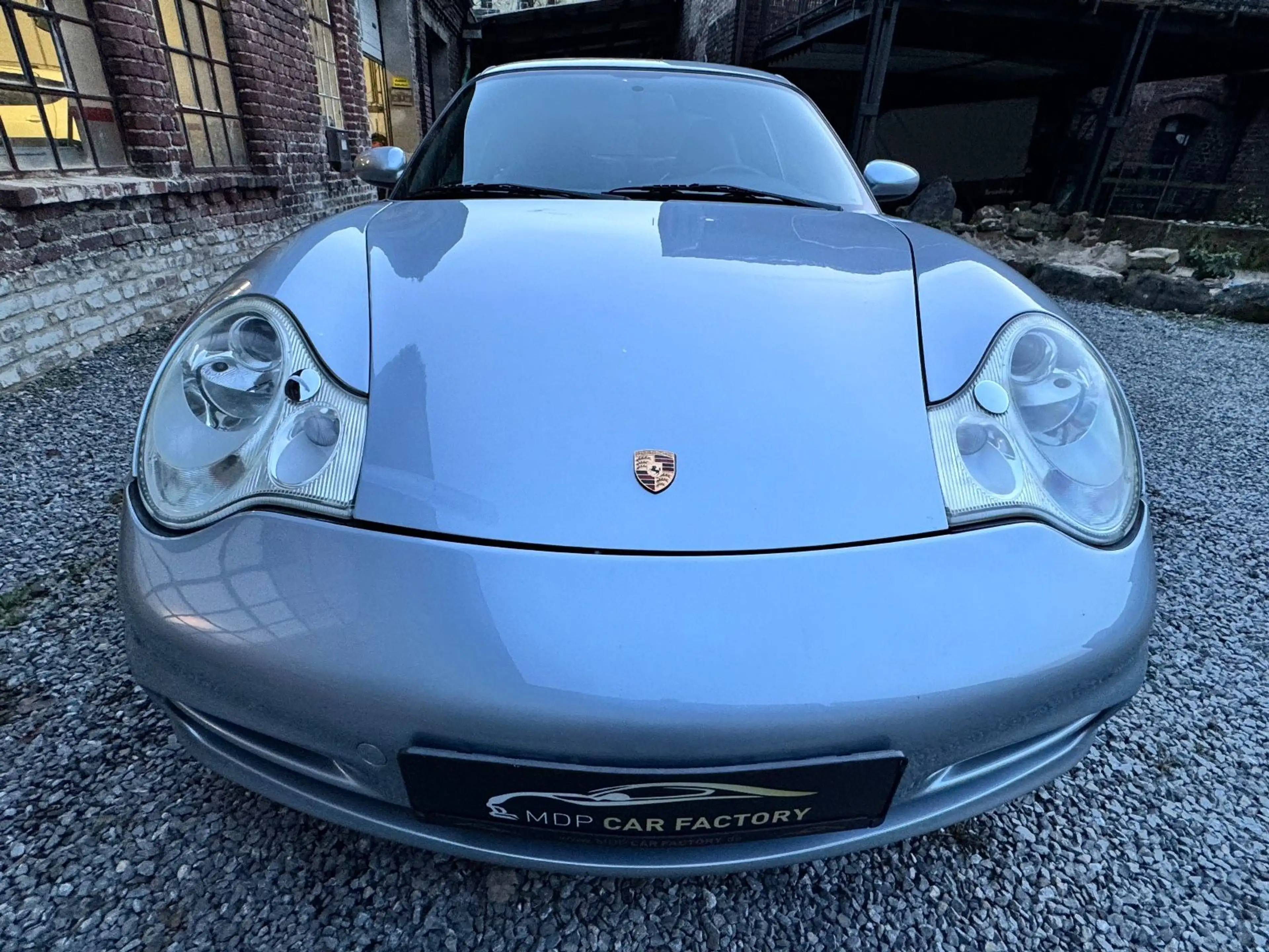 Porsche 996 Carrera Coupé — photo 8