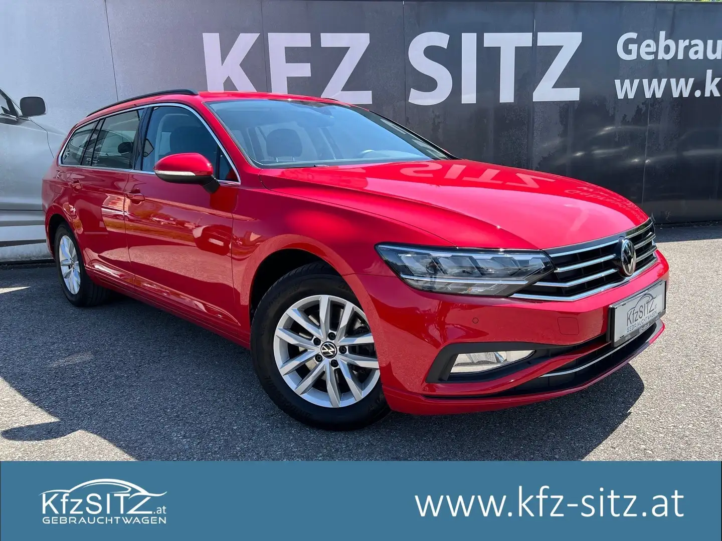 Volkswagen Passat Variant Business 2,0 TDI DSG | VIRTUAL Rojo - 1