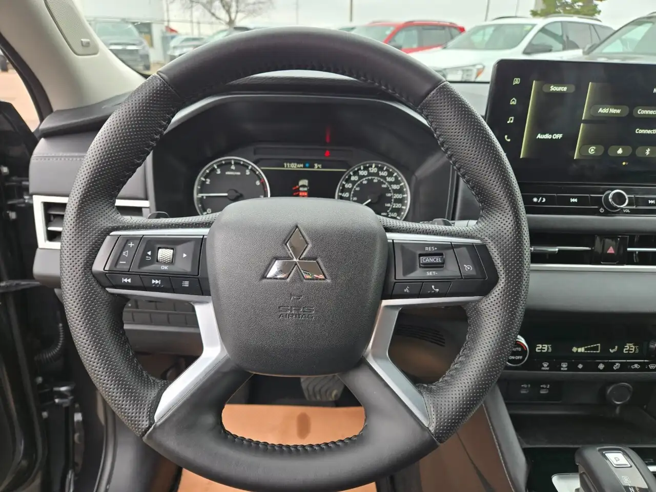 Mitsubishi Outlander снимка Mitsubishi Outlander