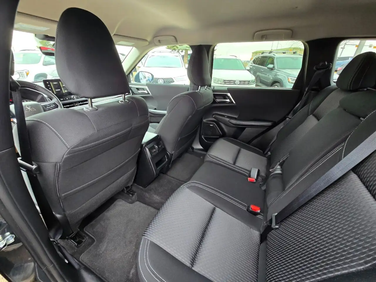 Mitsubishi Outlander снимка Mitsubishi Outlander
