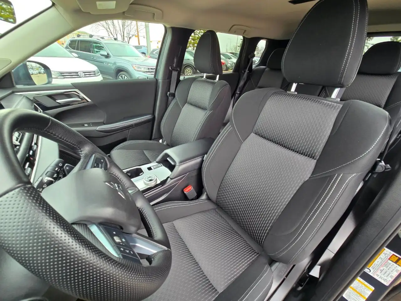 Mitsubishi Outlander снимка Mitsubishi Outlander