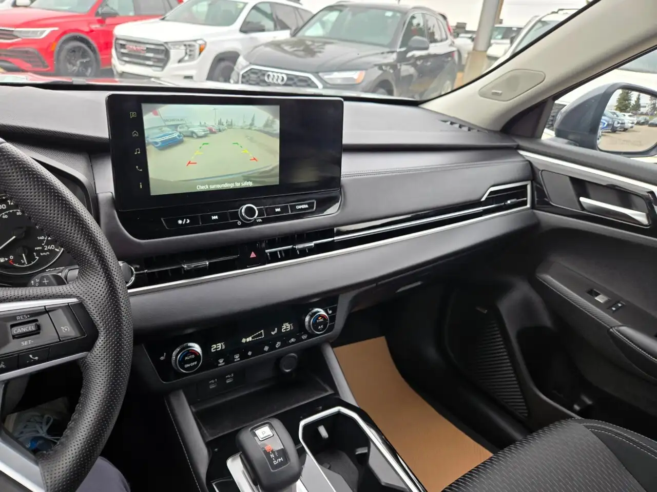 Mitsubishi Outlander снимка Mitsubishi Outlander