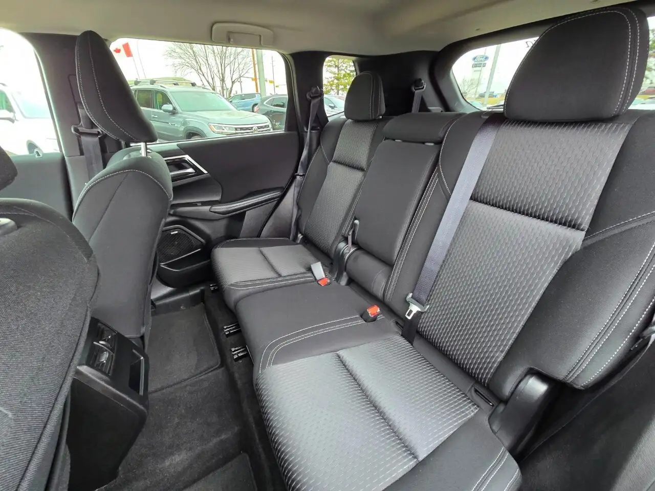 Mitsubishi Outlander снимка Mitsubishi Outlander