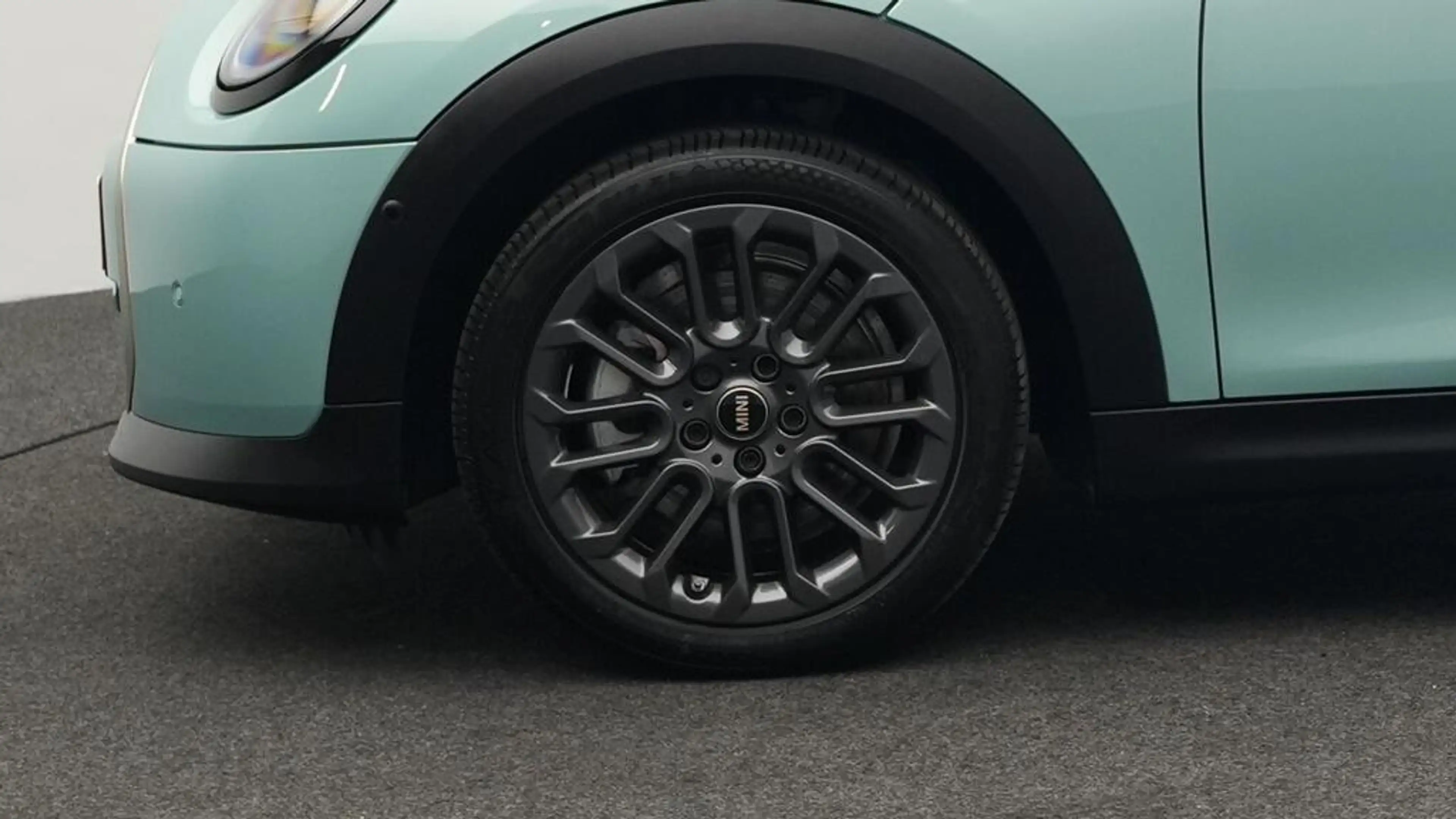 MINI Cooper C Cabrio Favoured Trim — photo 10