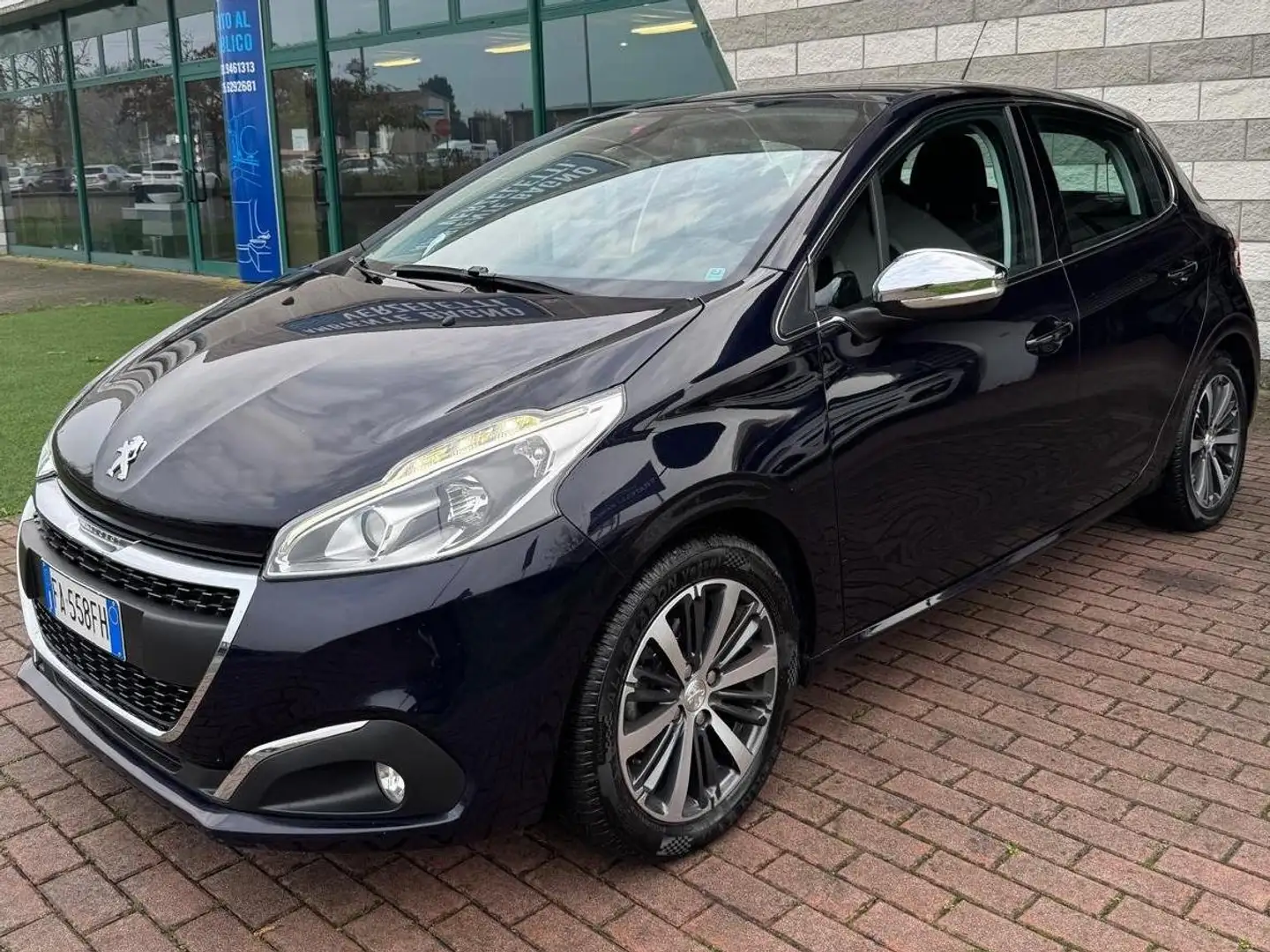 Peugeot 208 208 I 2015 5p 1.2 puretech Allure 82cv Blau - 2