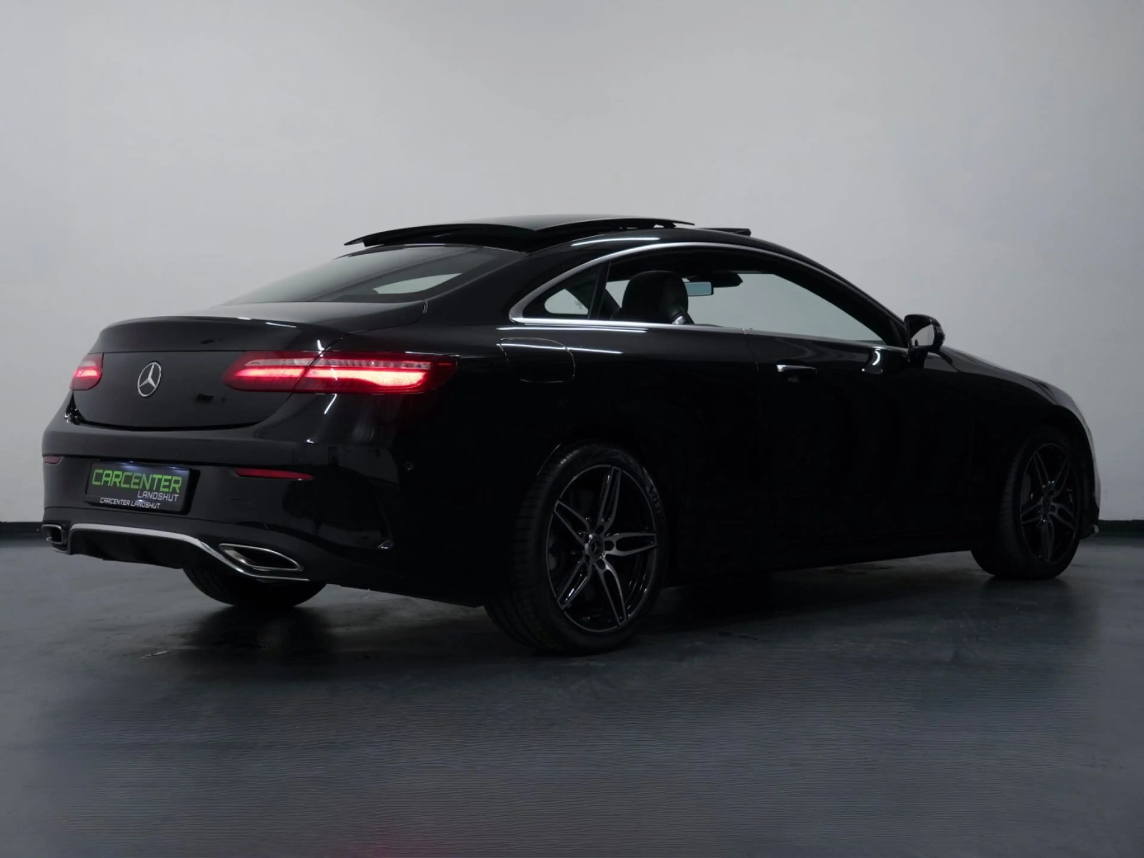 Mercedes-Benz E 400 COUPE AMG-LINE PANO/MEMORY/BURMESTER/NoOPF — photo 14