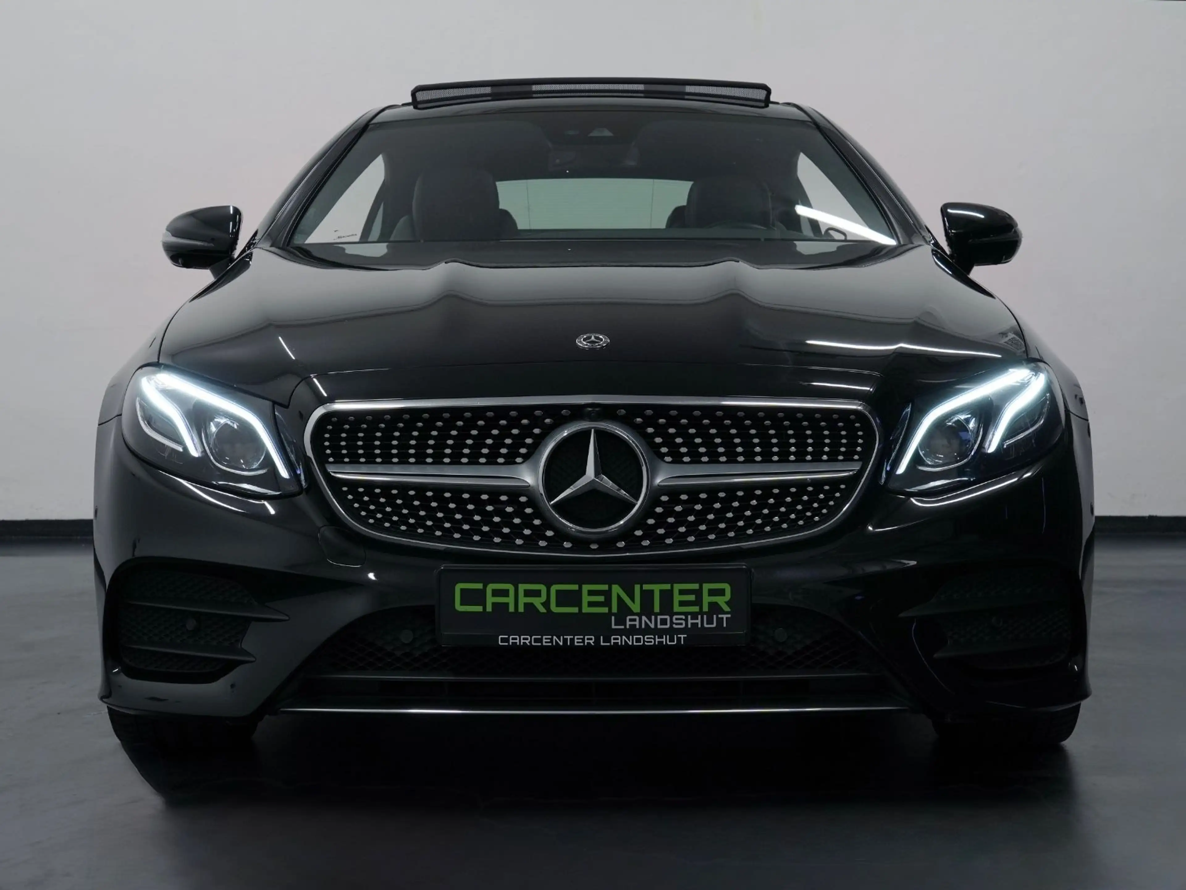 Mercedes-Benz E 400 COUPE AMG-LINE PANO/MEMORY/BURMESTER/NoOPF — photo 6