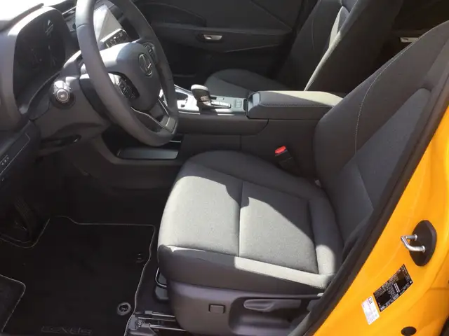 Lexus LBX view 10
