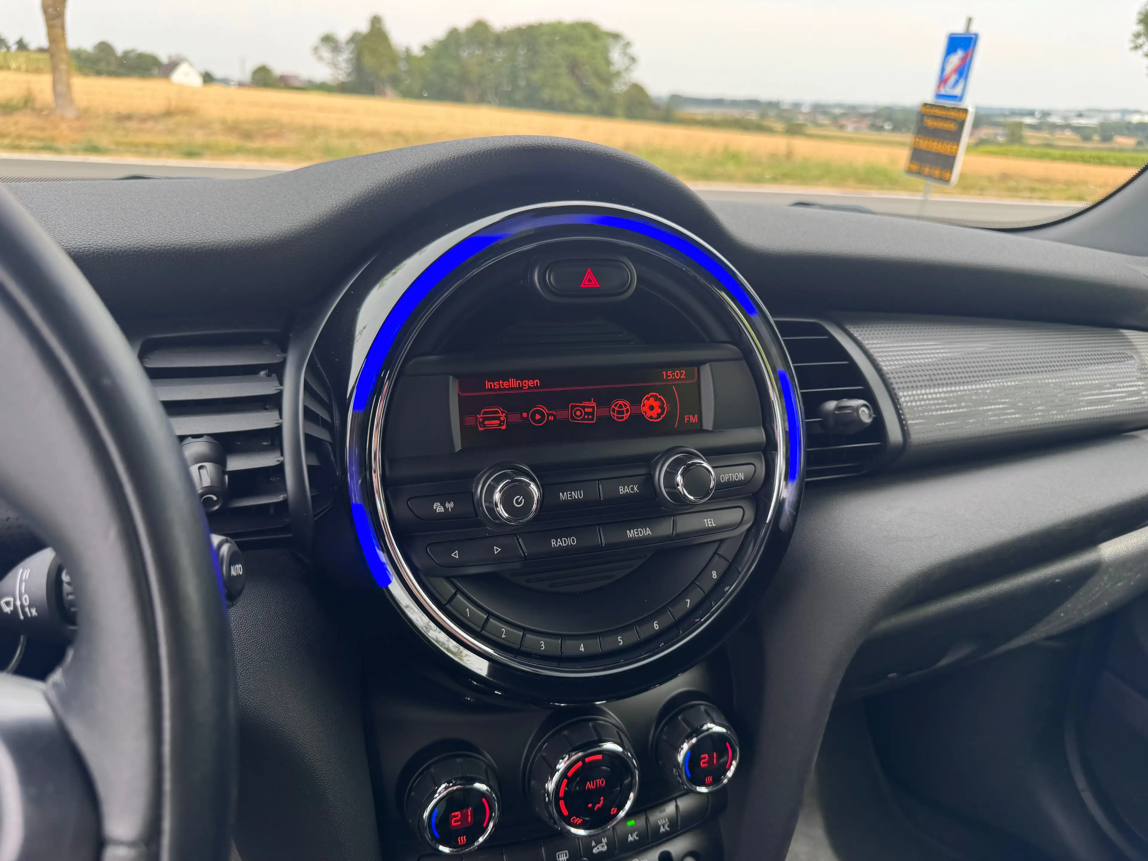 MINI One Cabrio Mini Cabriolet 1.2 One — photo 10