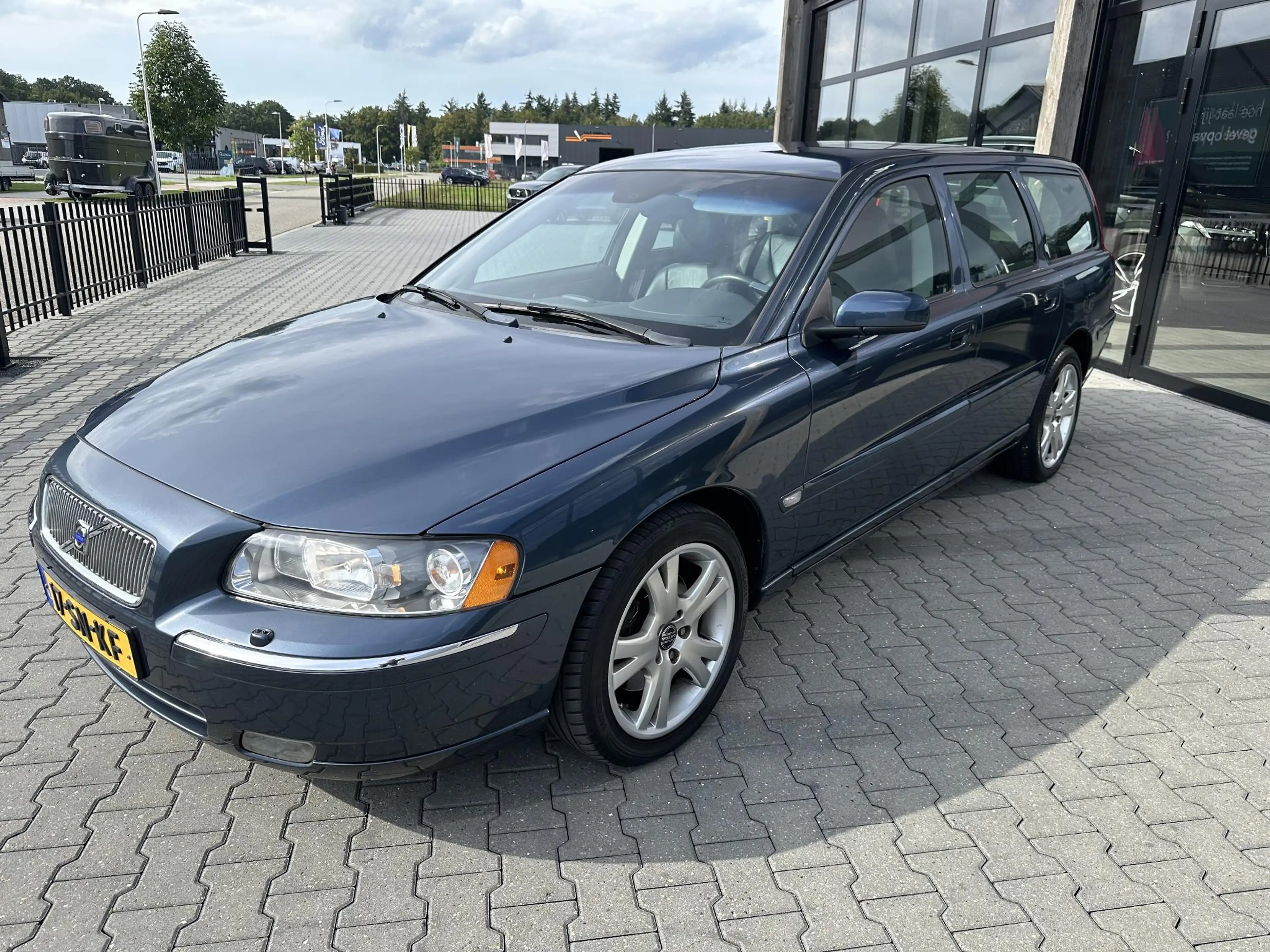 Volvo V70 2.5T Summum NL auto|xenon|leder|memory — photo 6
