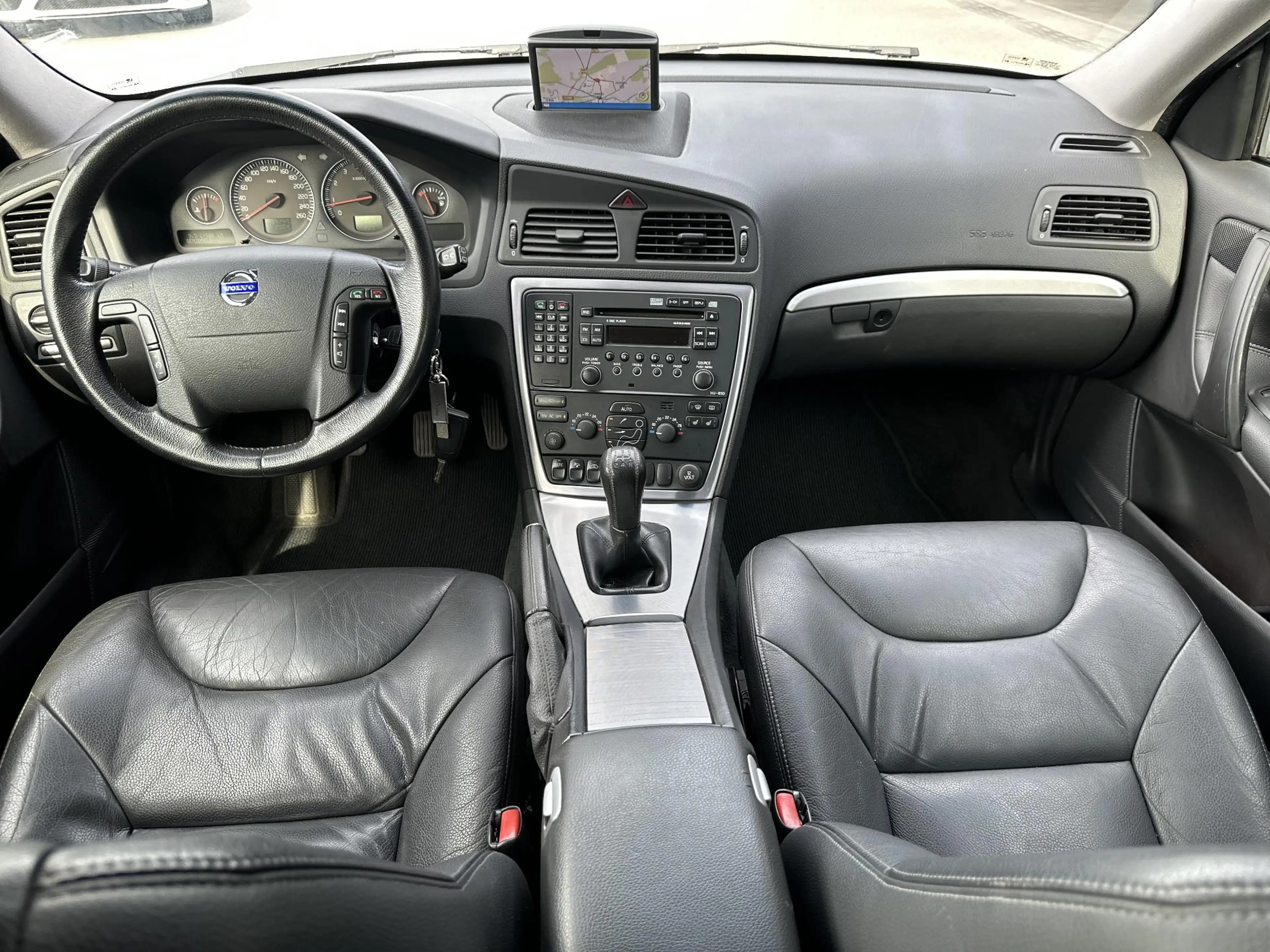 Volvo V70 2.5T Summum NL auto|xenon|leder|memory — photo 13