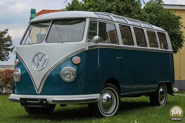 Volkswagen T1 Samba-Bus aus deutscher Produktion