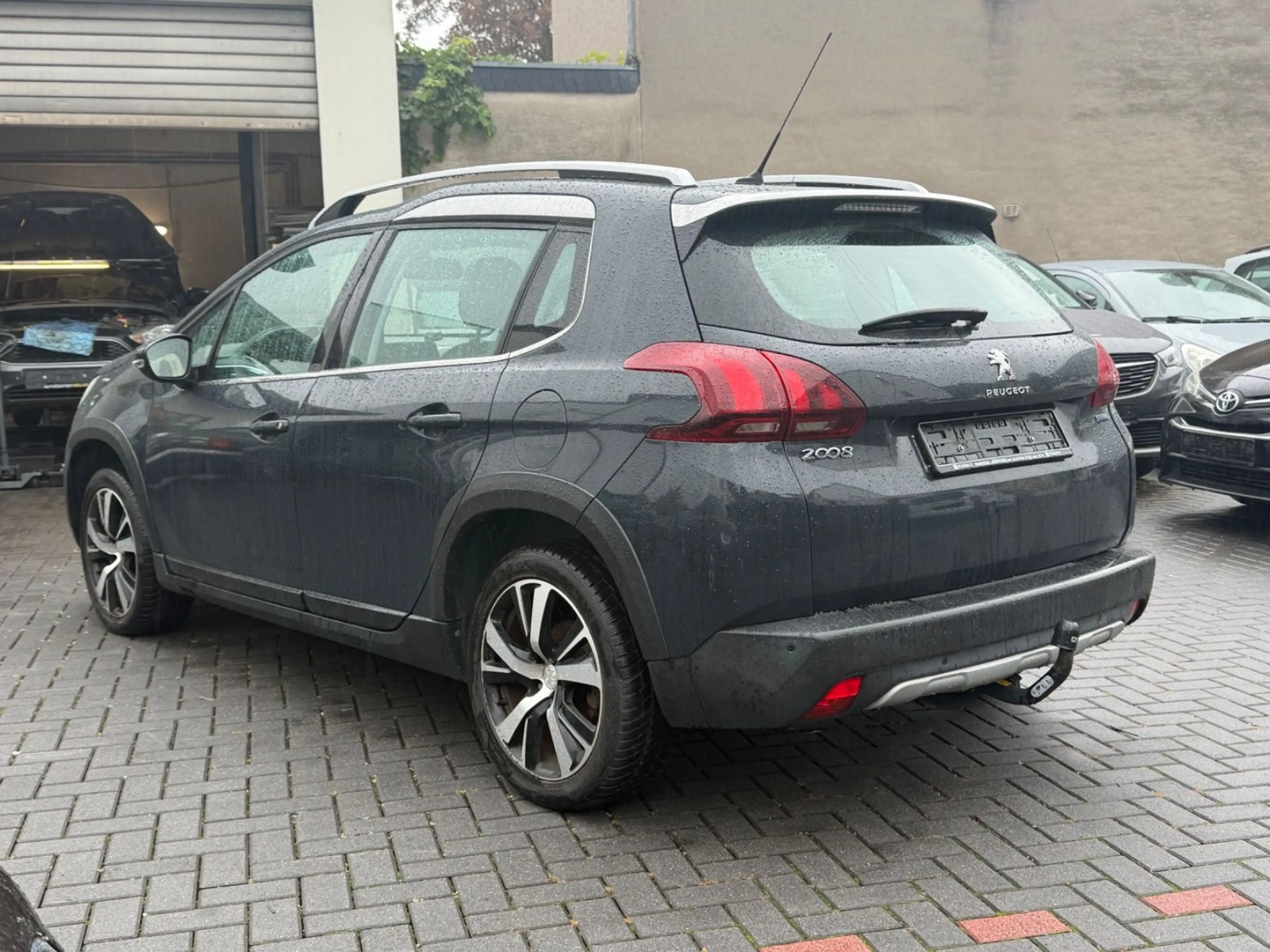 Peugeot 2008 1.2*ZAHNRIEMEN+BREMSEN VORNE NEU*TOP!* — photo 14