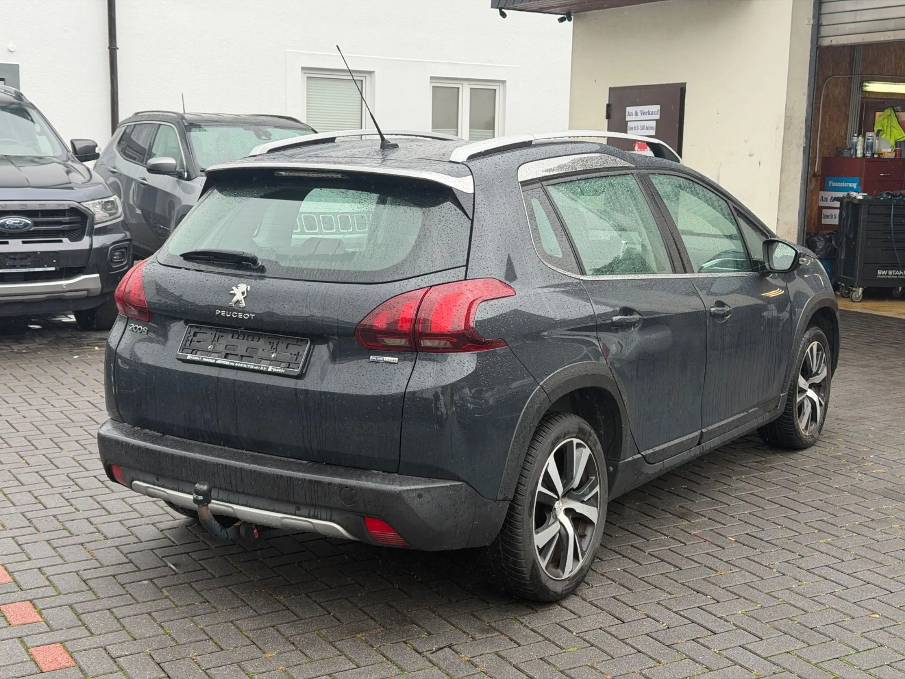 Peugeot 2008 1.2*ZAHNRIEMEN+BREMSEN VORNE NEU*TOP!* — photo 11