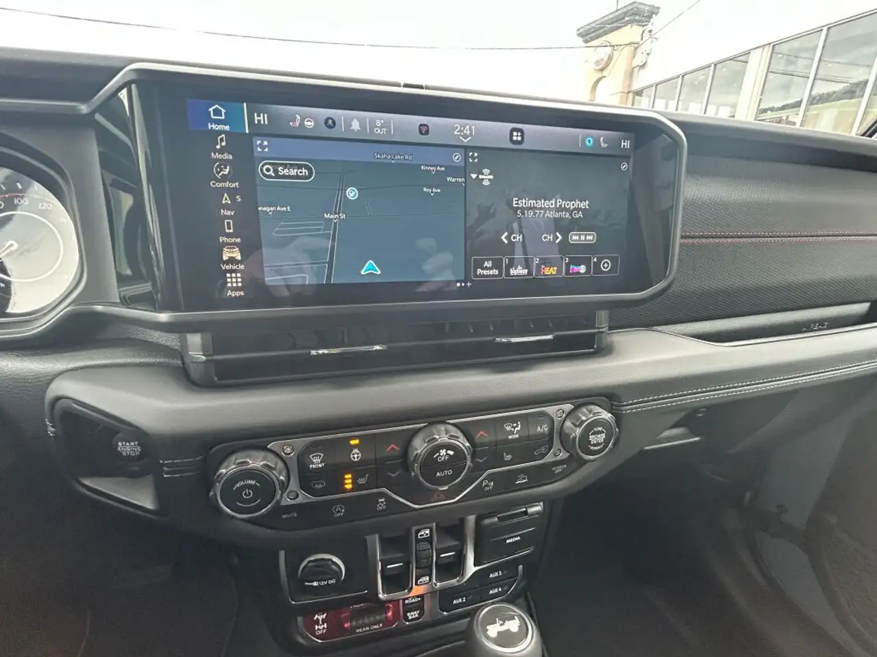 Jeep Wrangler снимка Jeep Wrangler