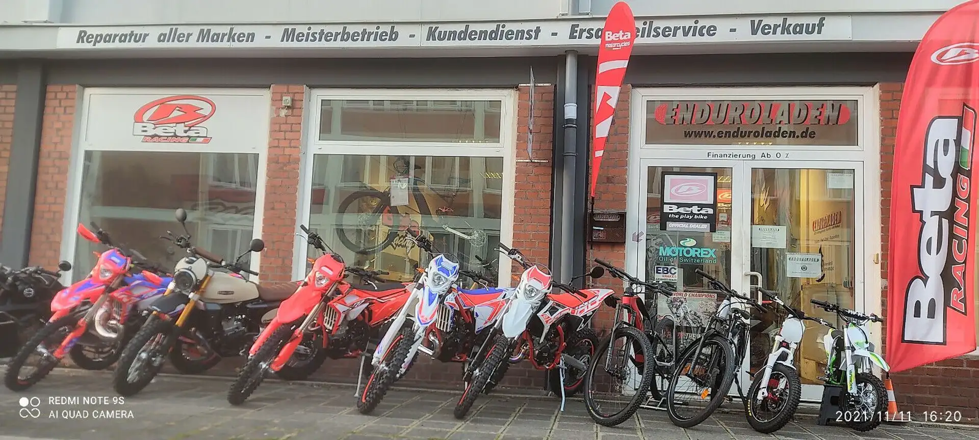 Beta RR 50 Factory Race  Enduro Neufahrzeug 2025 Rot - 2