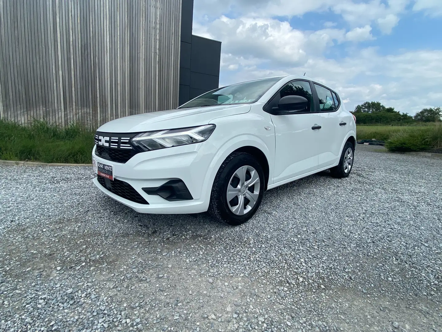 Dacia Sandero Sandero 1.0 TCe Essential Blanc - 1