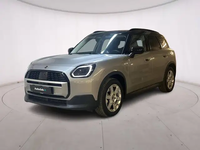 MINI Countryman D D 48V "Pacchetto M" Classic