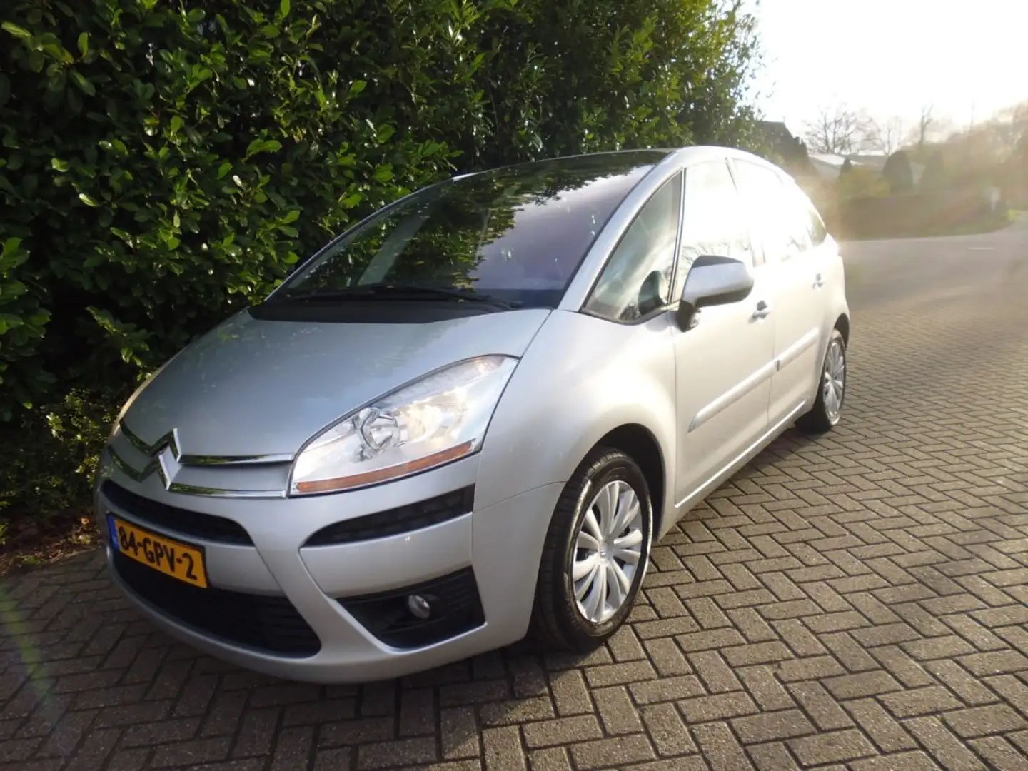 Citroen C4 Picasso 1.6 THP Ambiance VOLAUTOMAAT CRUISE ZENITHRUIT ESP Grijs - 1