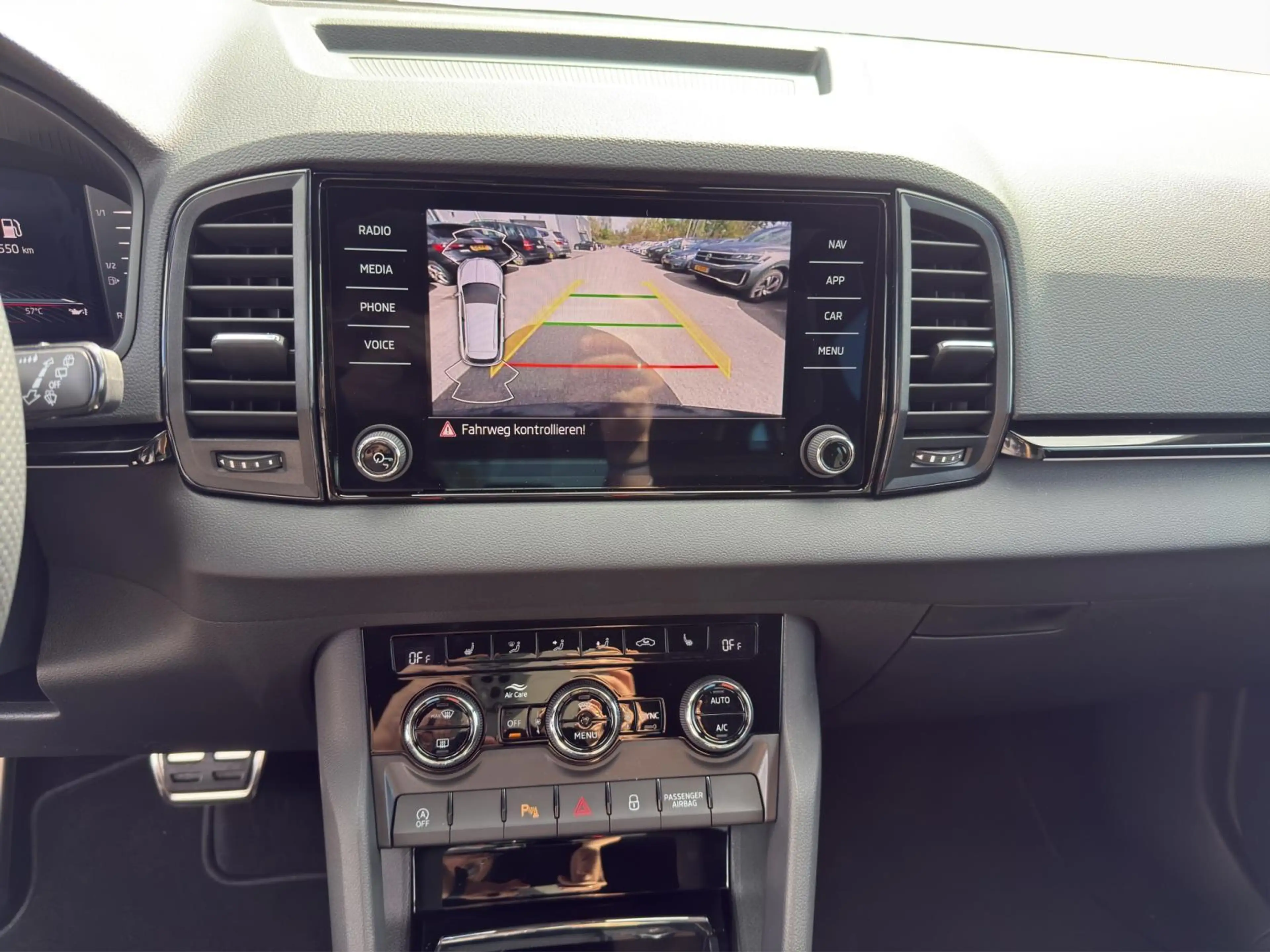 Skoda Karoq Sportline — photo 15