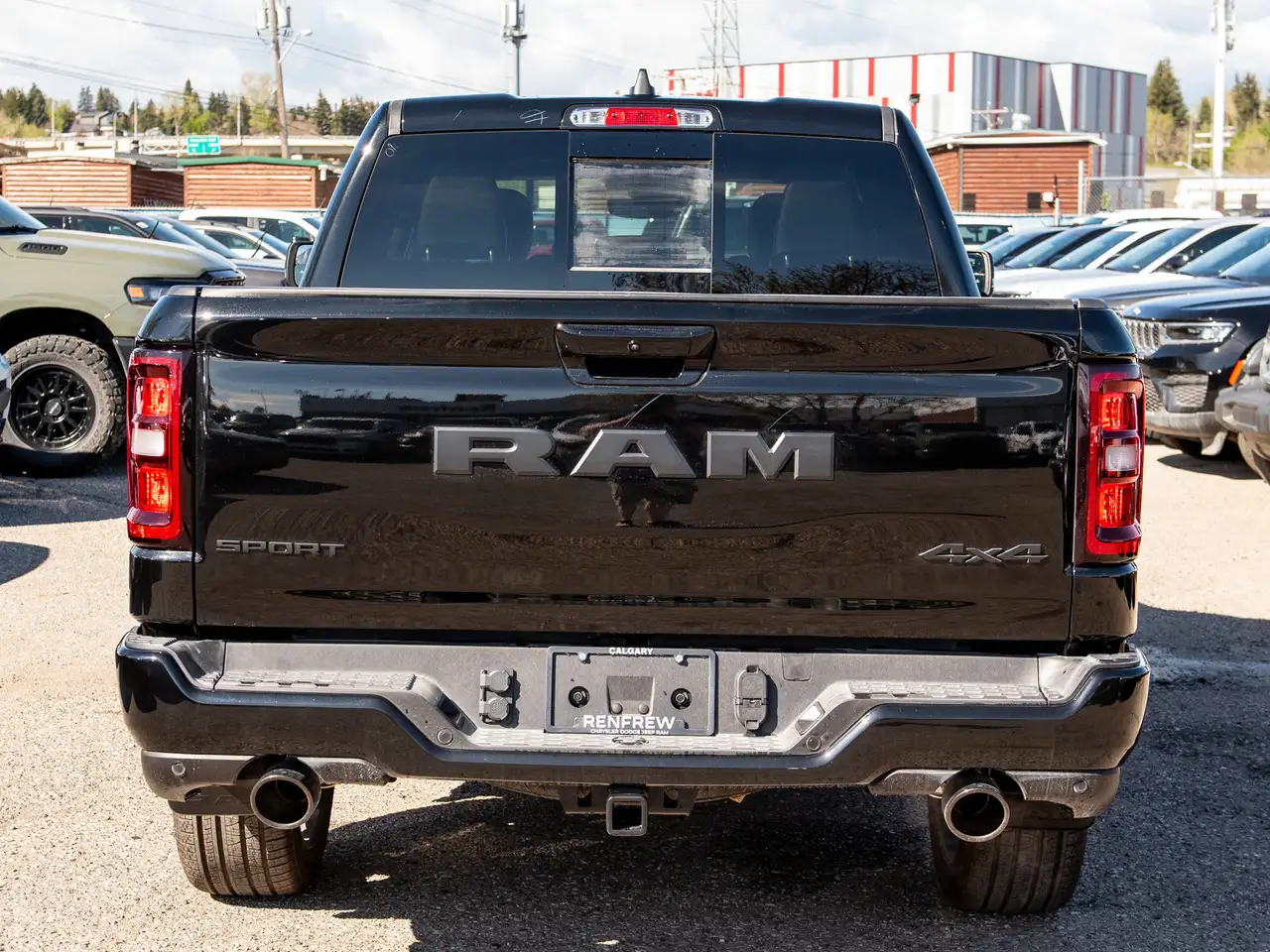 RAM 1500 снимка RAM 1500