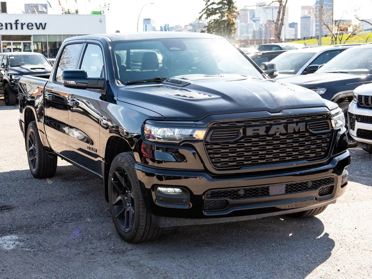 RAM 1500 снимка RAM 1500