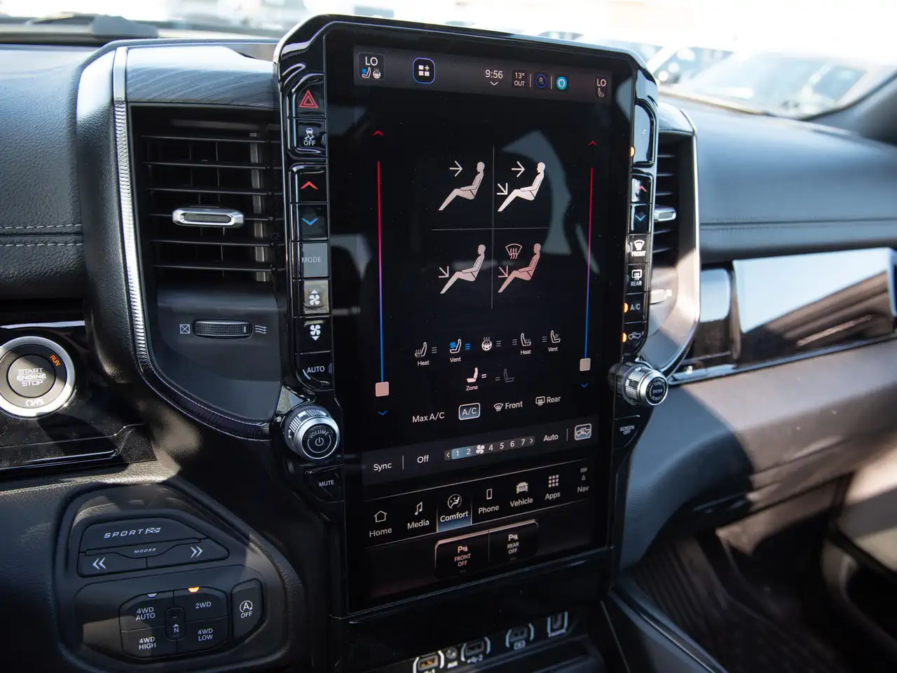 RAM 1500 снимка RAM 1500