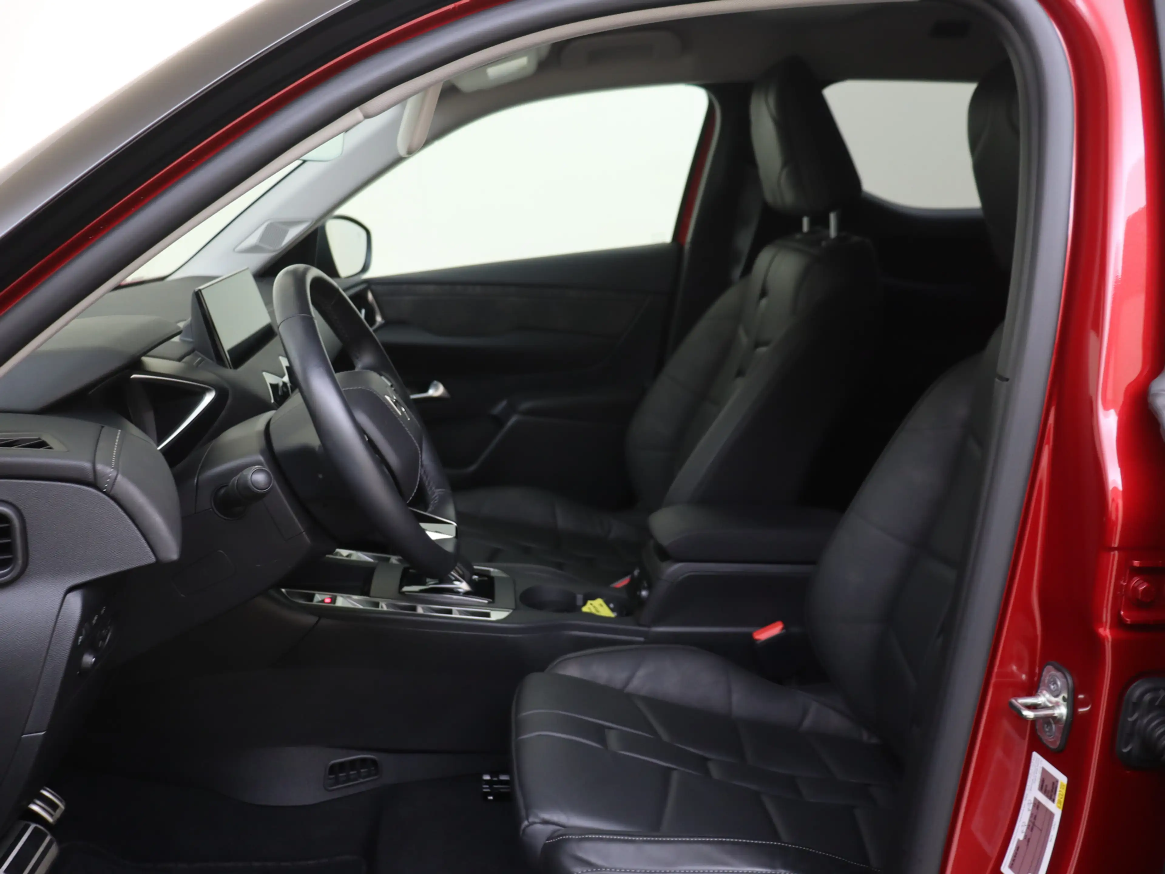 DS Automobiles DS 3 E-Tense Opéra 54 kWh — photo 10