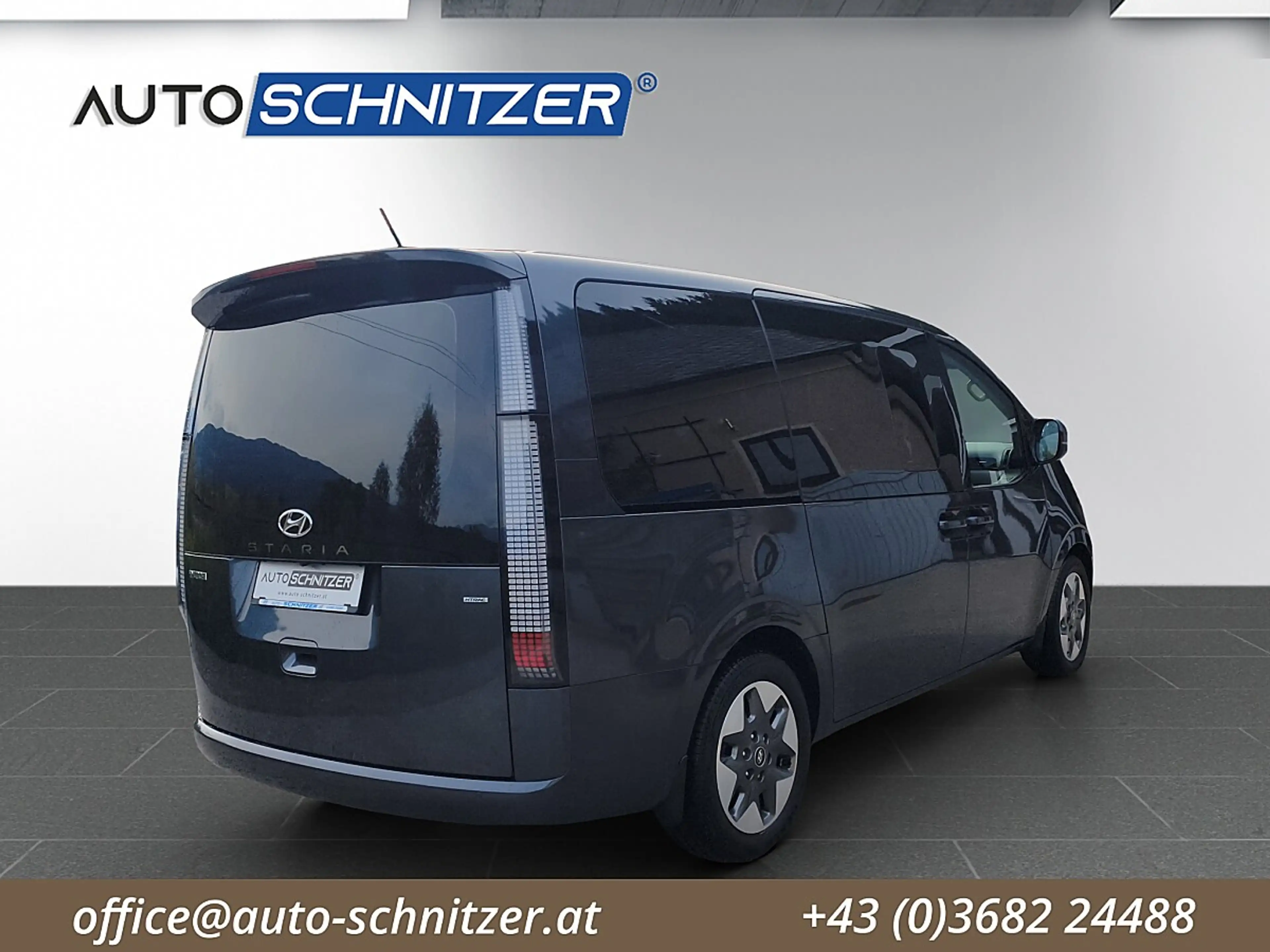 Hyundai STARIA Staria Bus 2,2 CRDi Trend Line 4WD 9 Sitze DCT ... — photo 5