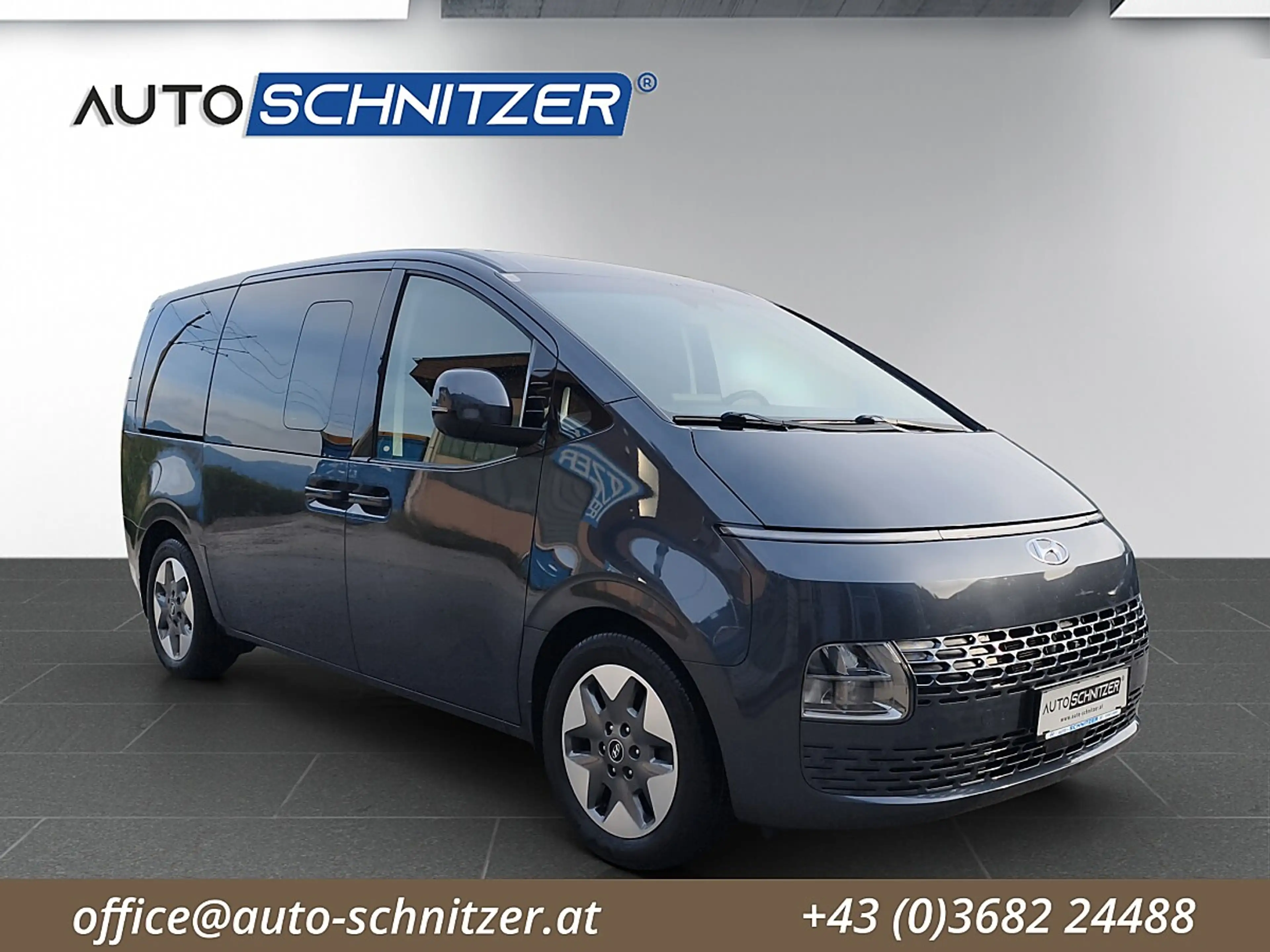 Hyundai STARIA Staria Bus 2,2 CRDi Trend Line 4WD 9 Sitze DCT ... — photo 3