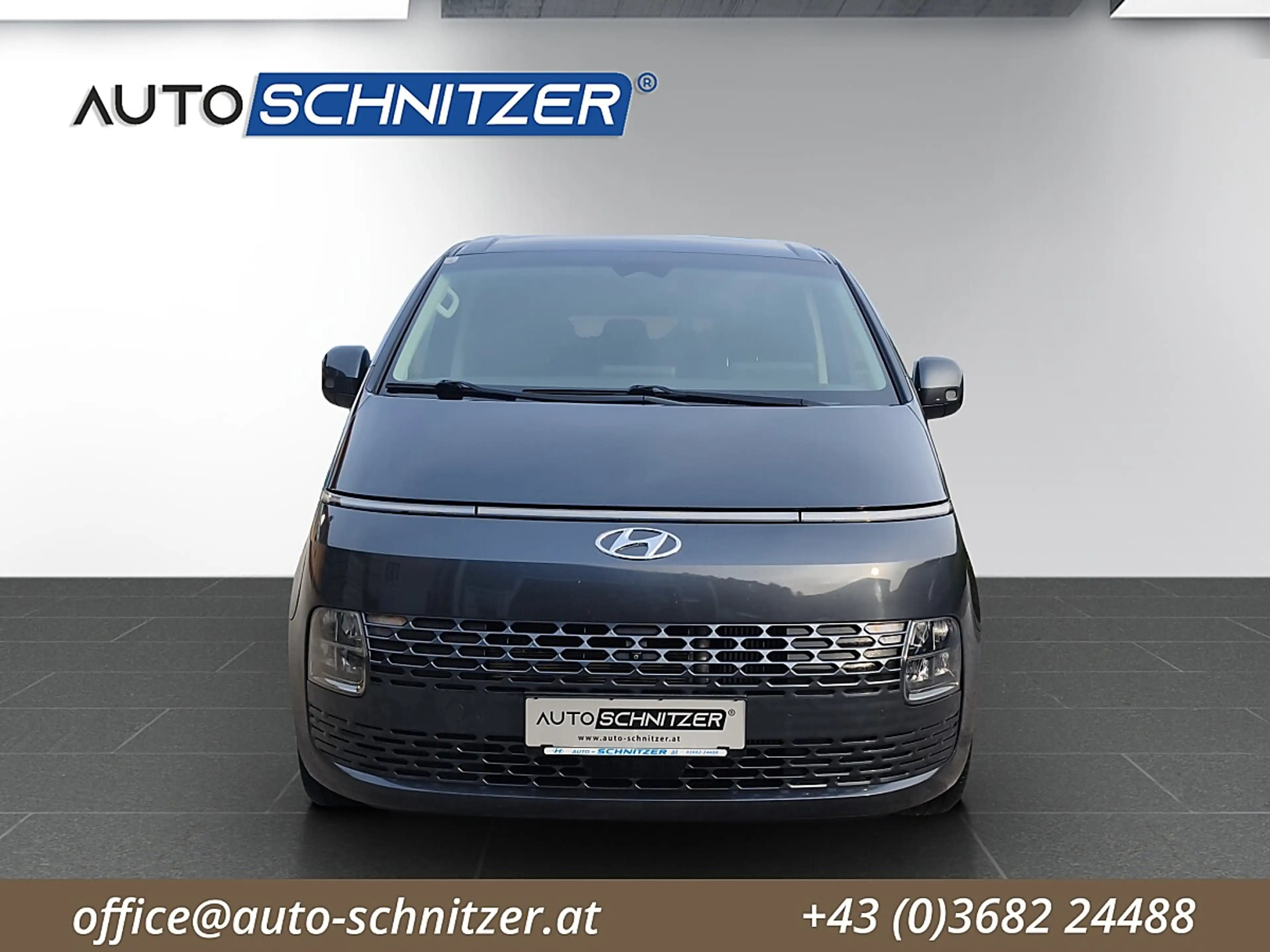 Hyundai STARIA Staria Bus 2,2 CRDi Trend Line 4WD 9 Sitze DCT ... — photo 2