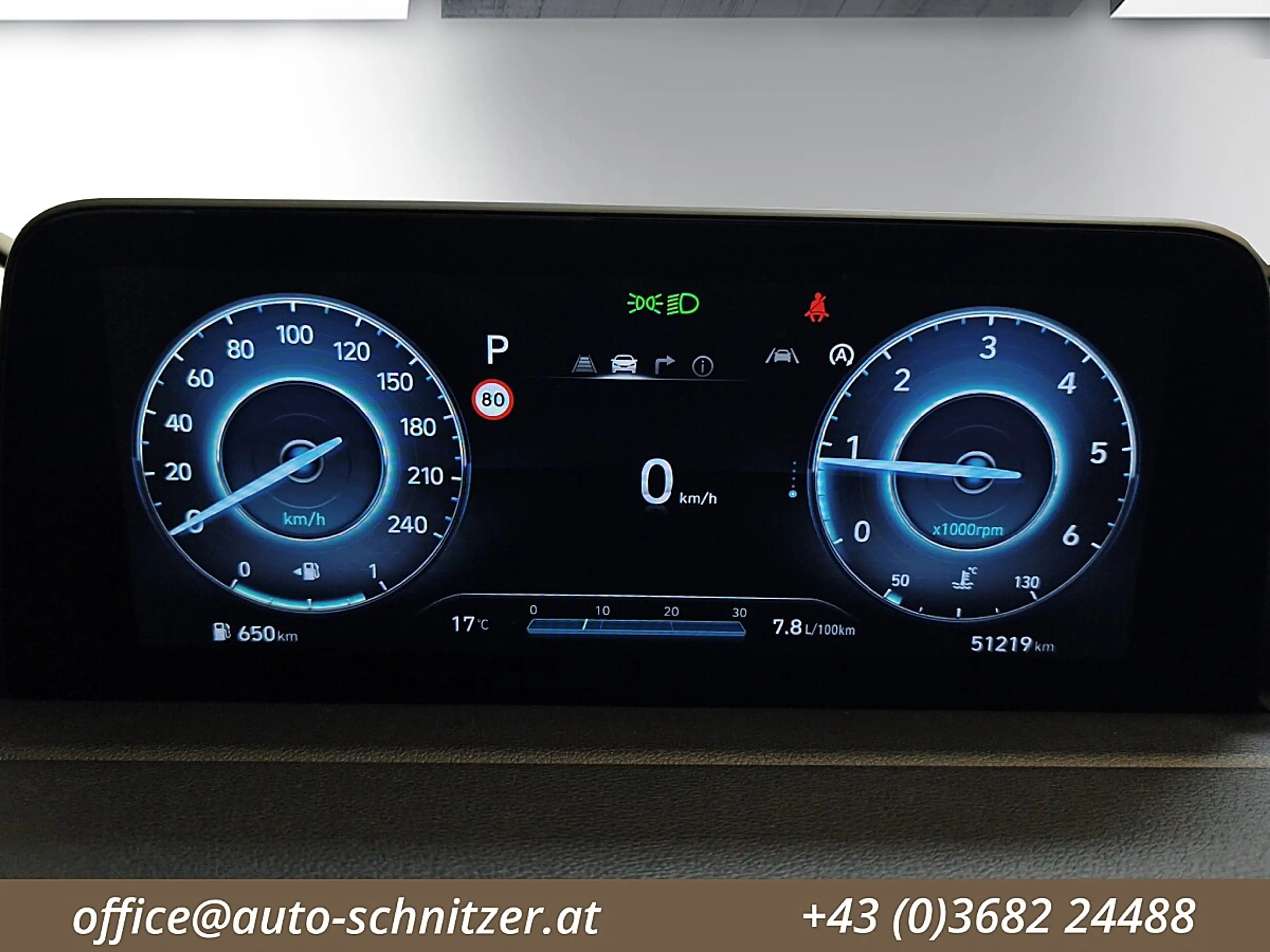 Hyundai STARIA Staria Bus 2,2 CRDi Trend Line 4WD 9 Sitze DCT ... — photo 10