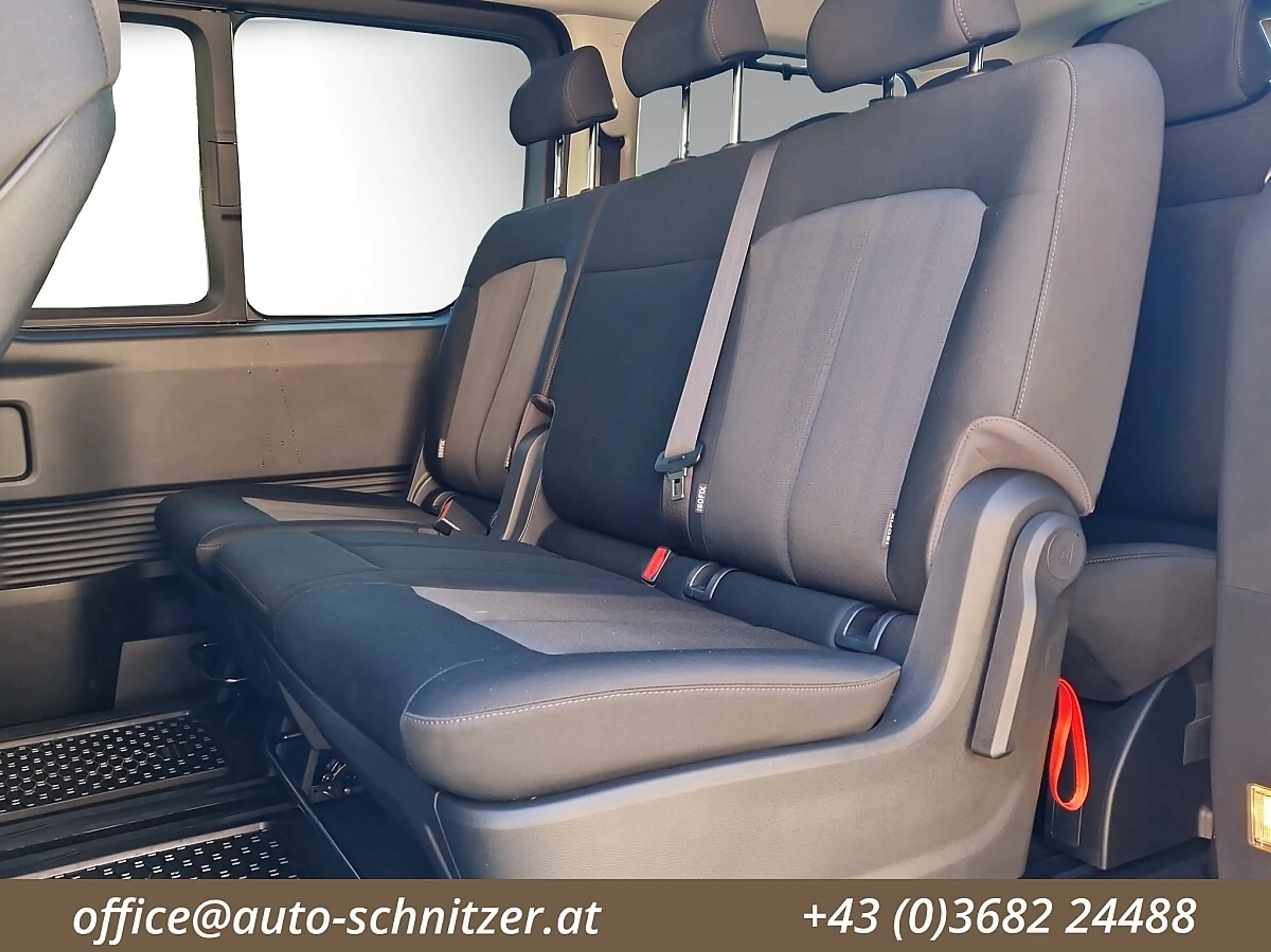 Hyundai STARIA Staria Bus 2,2 CRDi Trend Line 4WD 9 Sitze DCT ... — photo 13