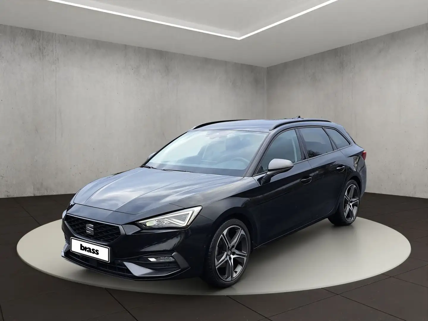 SEAT Leon Sportstourer FR 1.5 eTSI DSG 150 PS Schwarz - 1