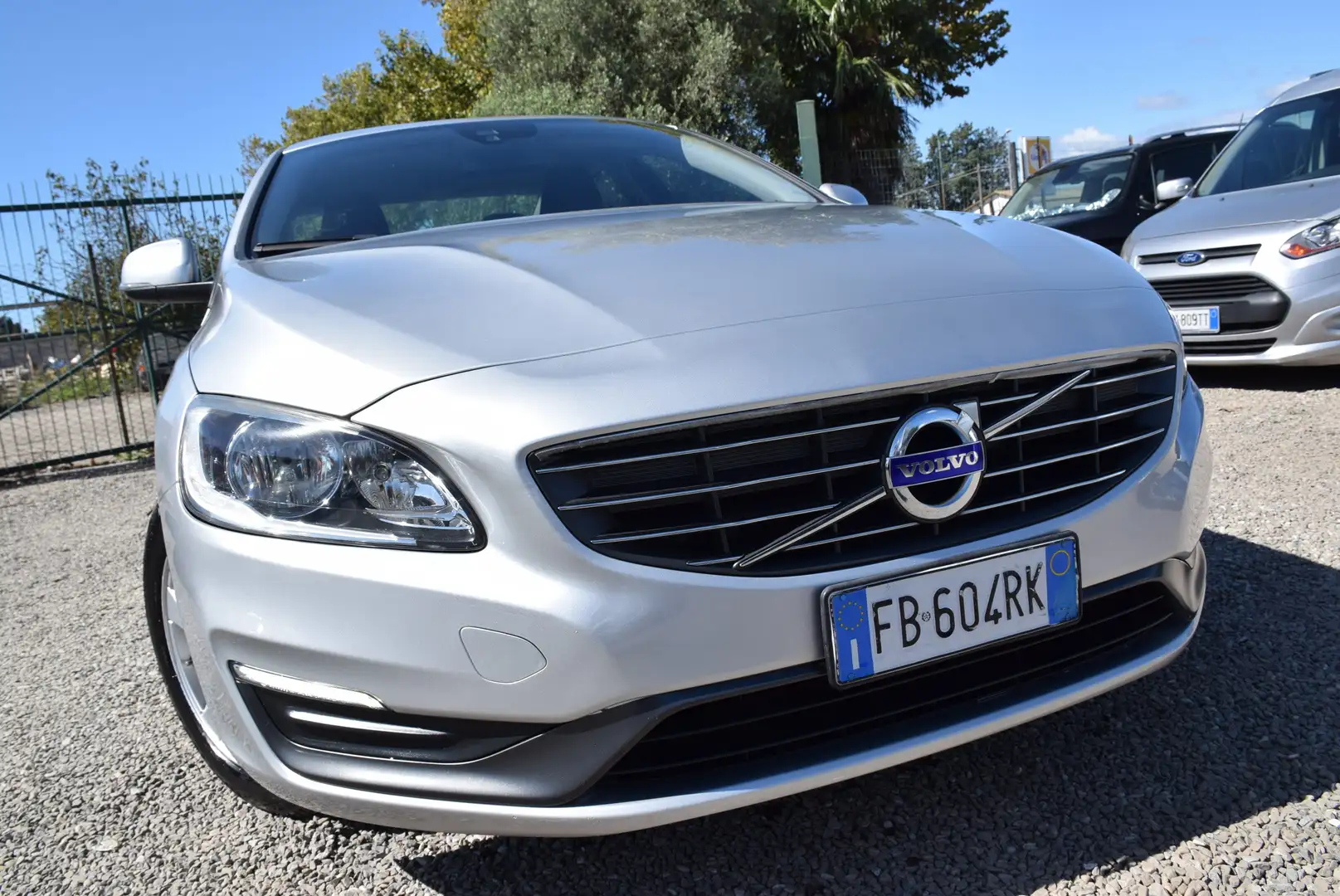 Volvo S60 1.6 D2 115CV 6M CRUISE BT BIZONA KM REALI OK NEOPA Grau - 1