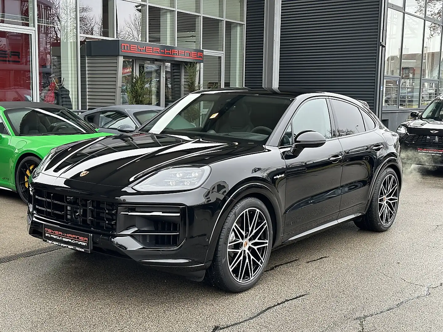 Porsche Cayenne Coupe III S E-Hybrid Black Edition Aut. / Carbo... Schwarz - 1