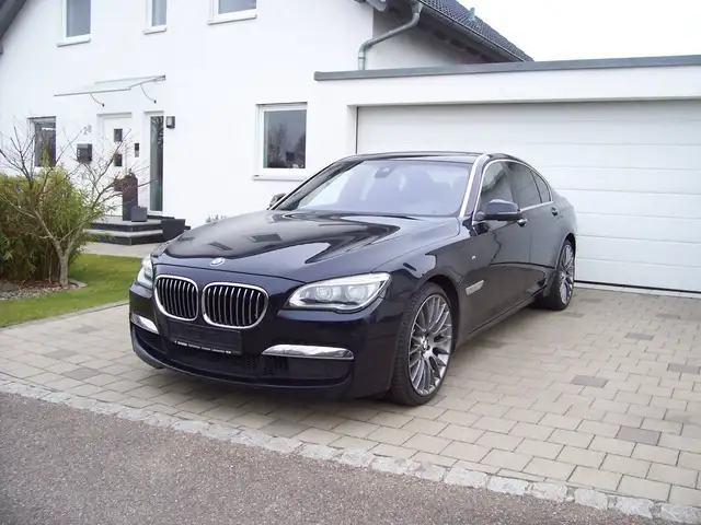 BMW 760 i M Sportpaket Massage/B&O/Soft/ESSD/21"/LED