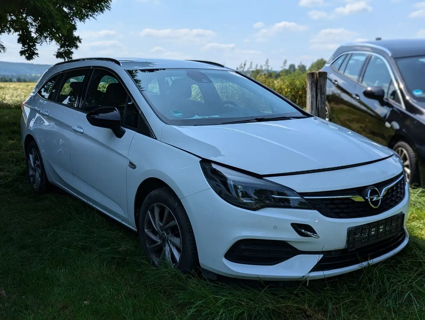 Opel Astra 1.5 CDTI Aut. Elegance Navi LED Kamera Blanc - 1