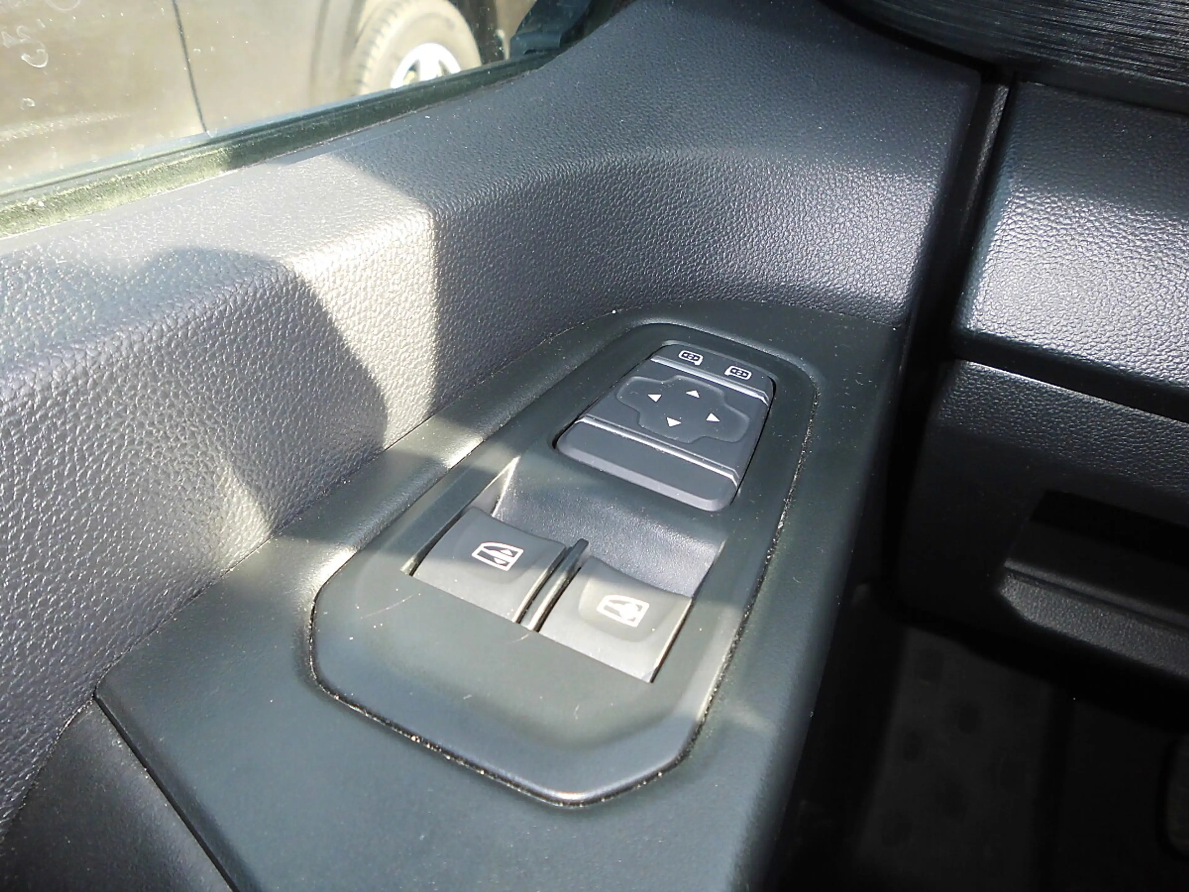 Renault Trafic Grand Passenger Equilibre Blue dCi 150 — photo 8