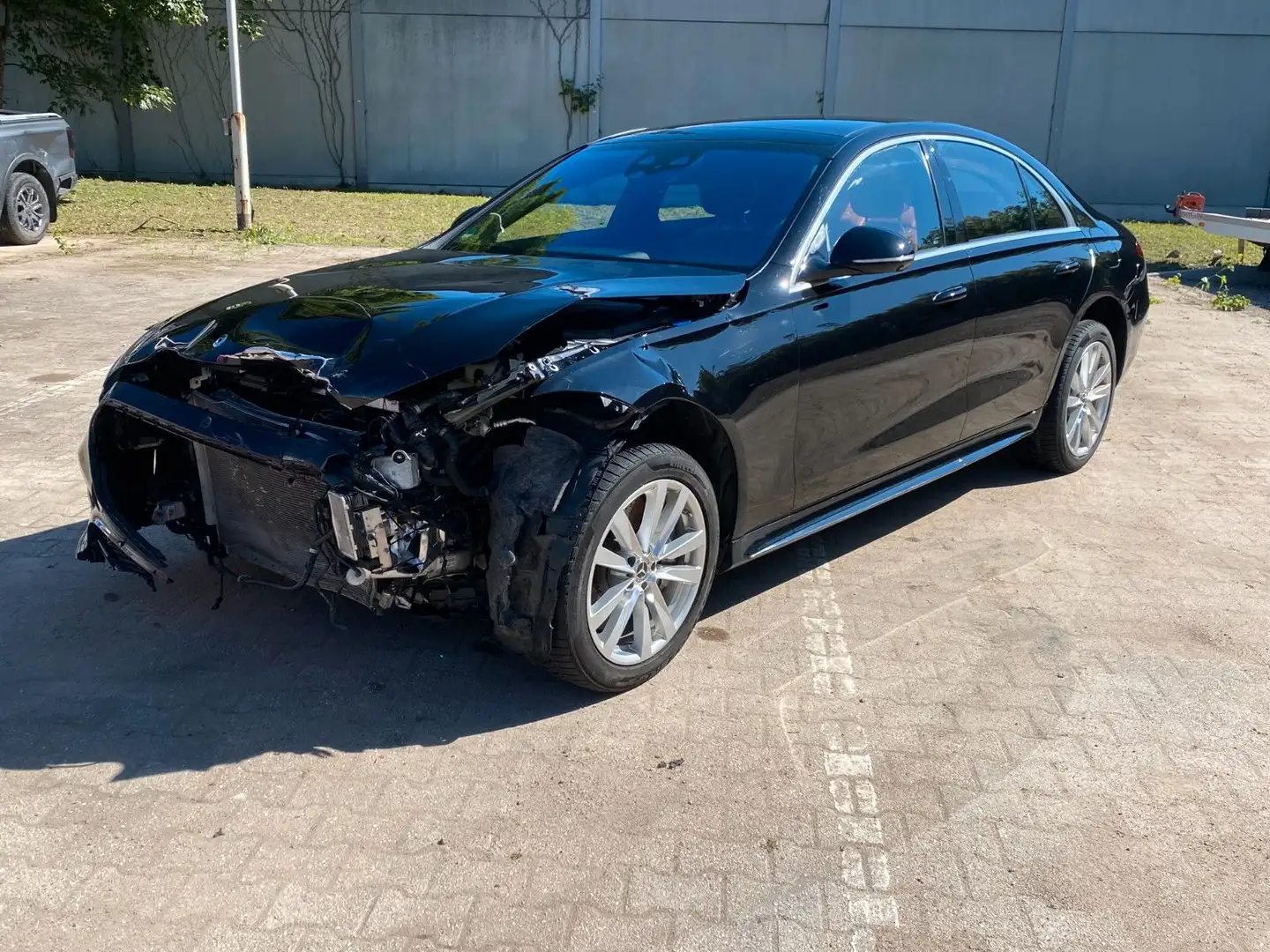 Mercedes-Benz S 580 e 4M *AMG-Line*Airmatic*DigLight*Nightpaket Černá - 1