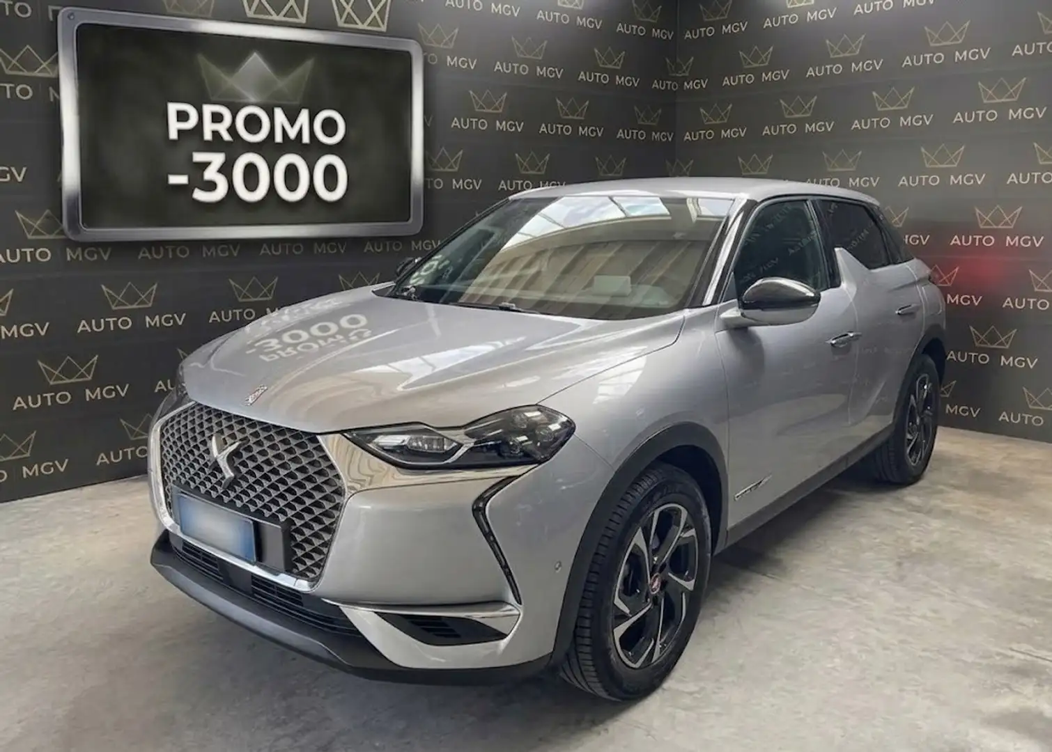 DS Automobiles DS 3 Crossback electric drive  E-Tense Performance Line * PROMOZIONE Grau - 1