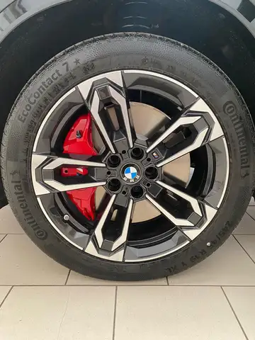 BMW Ix1 view 12